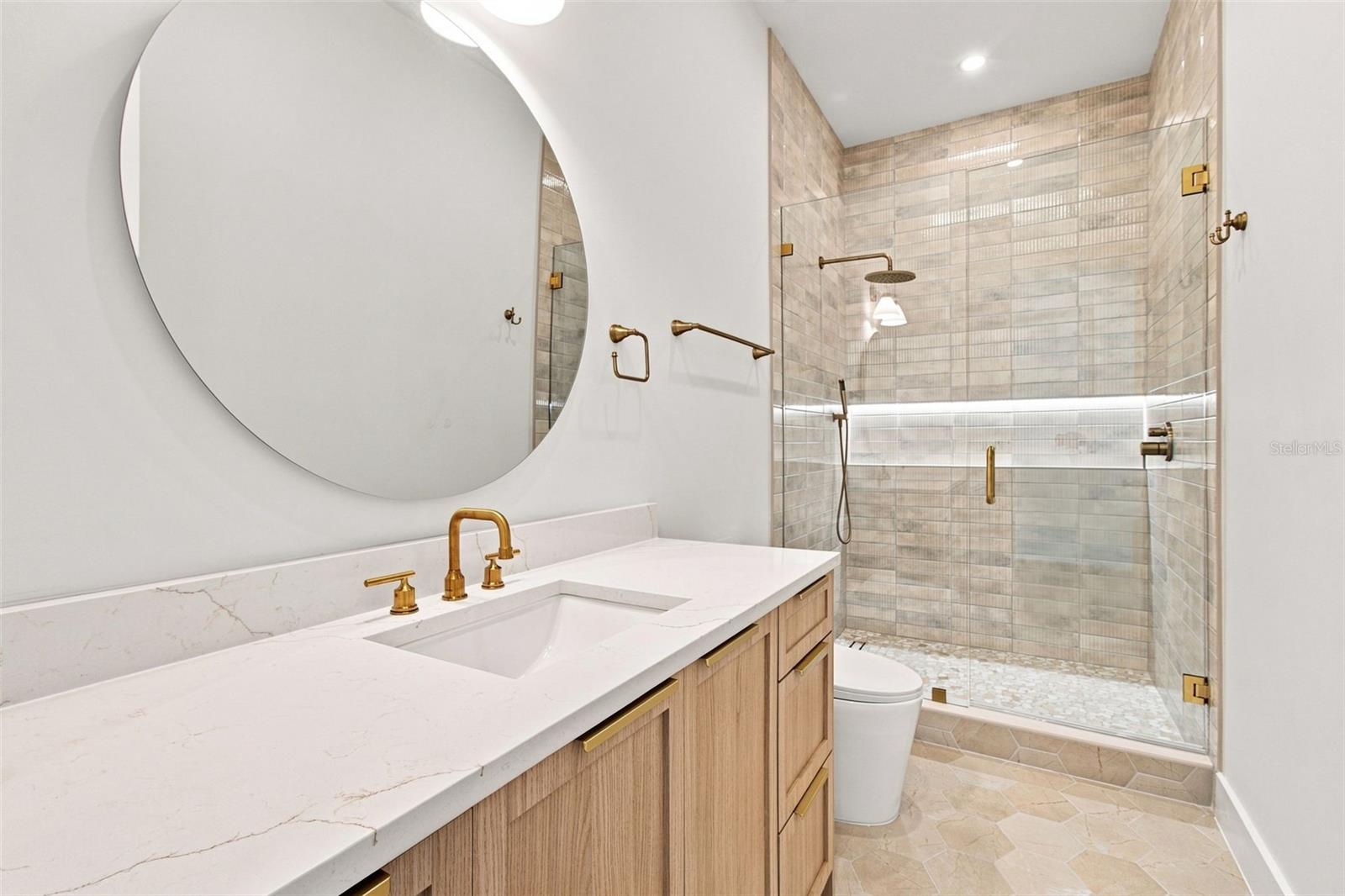 3609 S GARDENIA AVE — photo 53