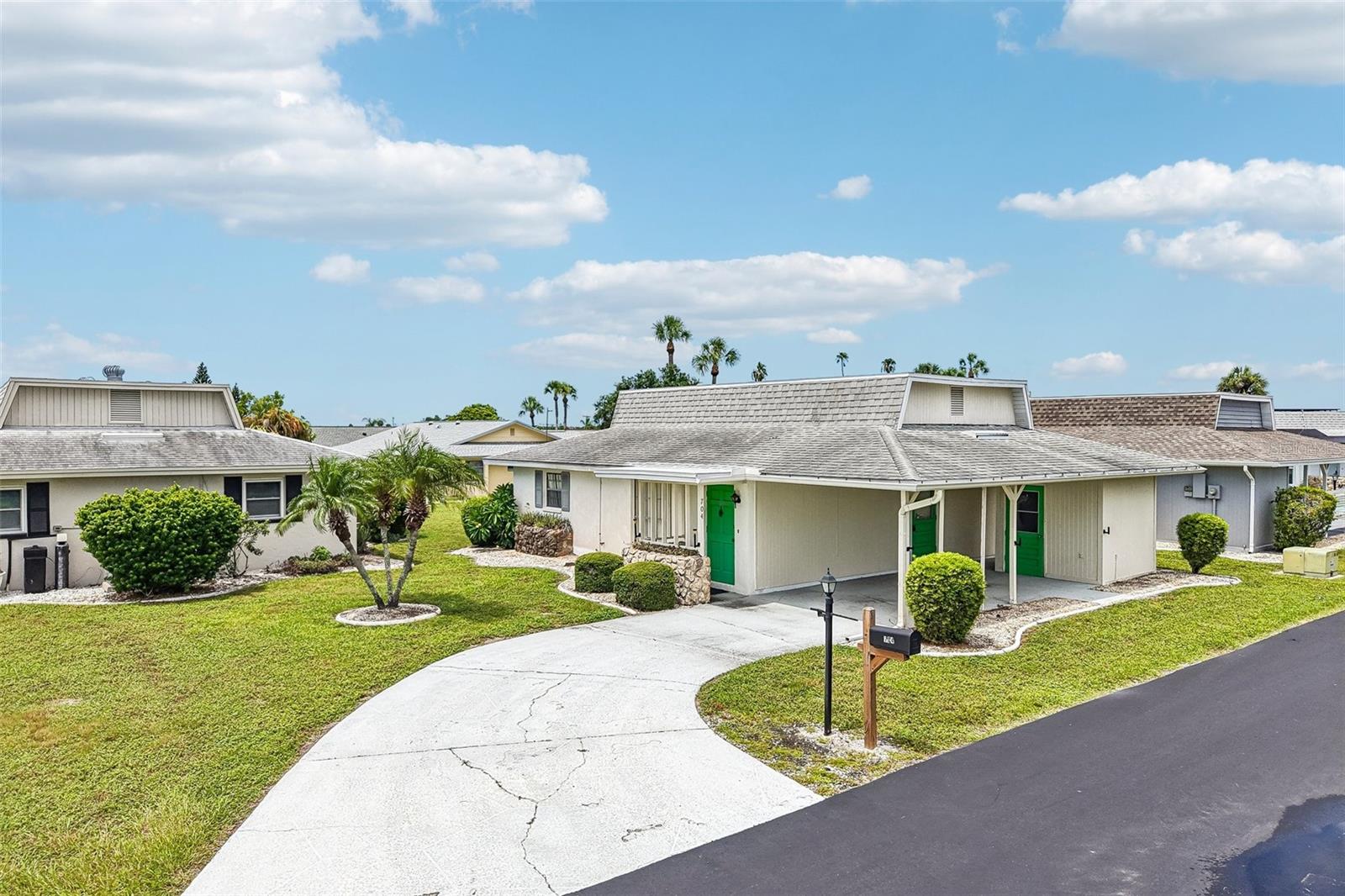 704 RADFORD PL — photo 44