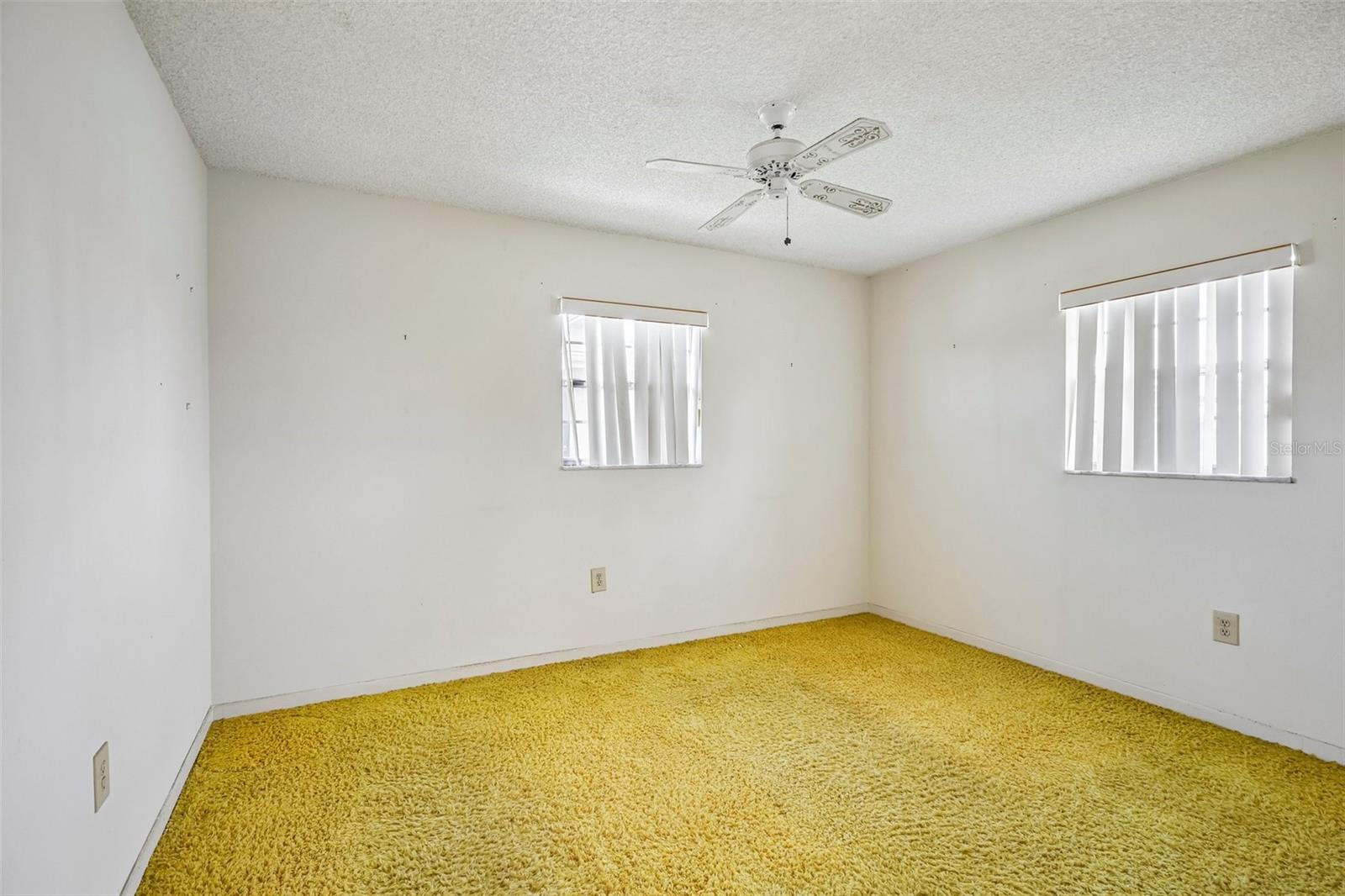 704 RADFORD PL — photo 18
