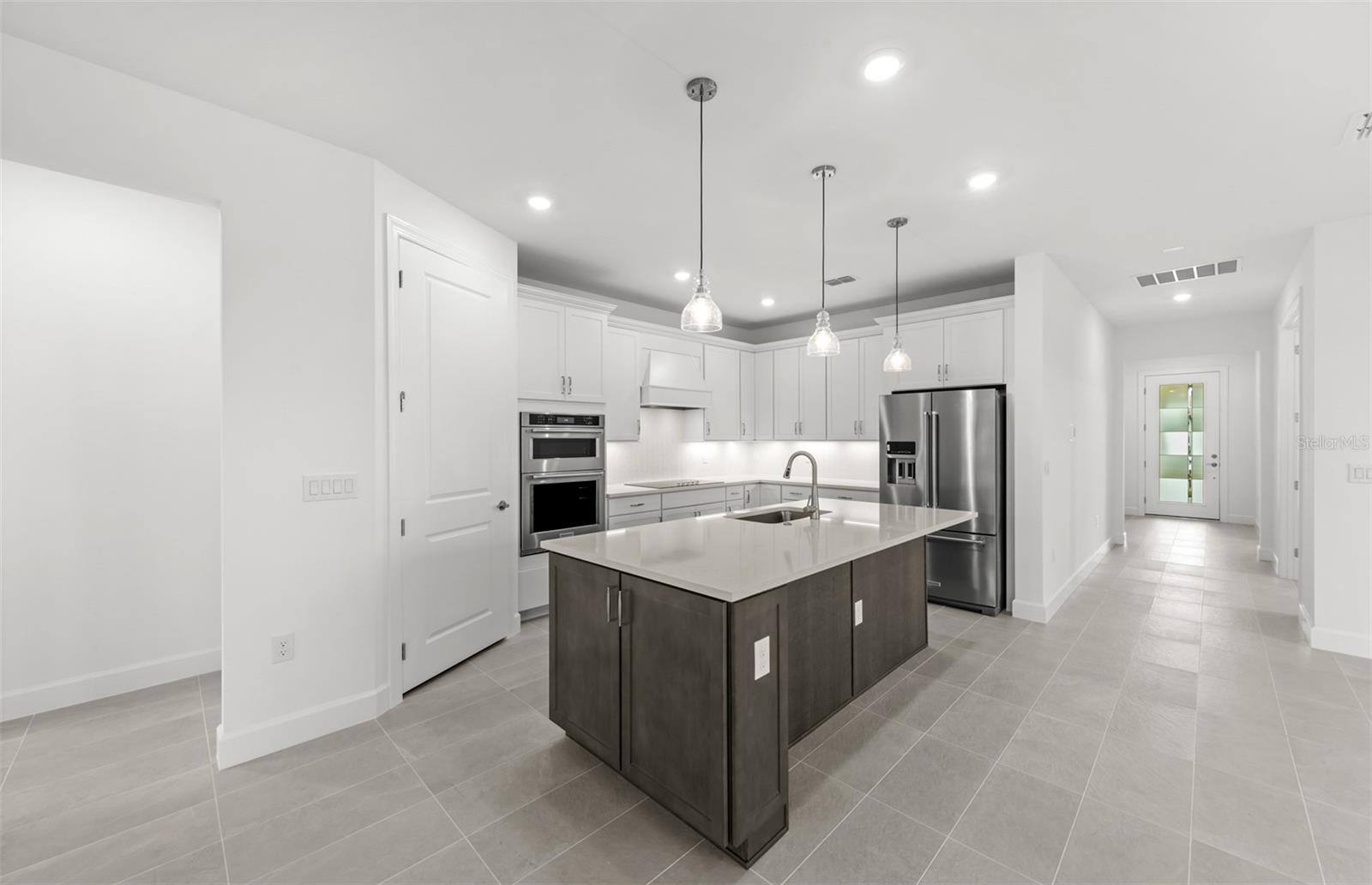 10827 SUN DROP ST — photo 15