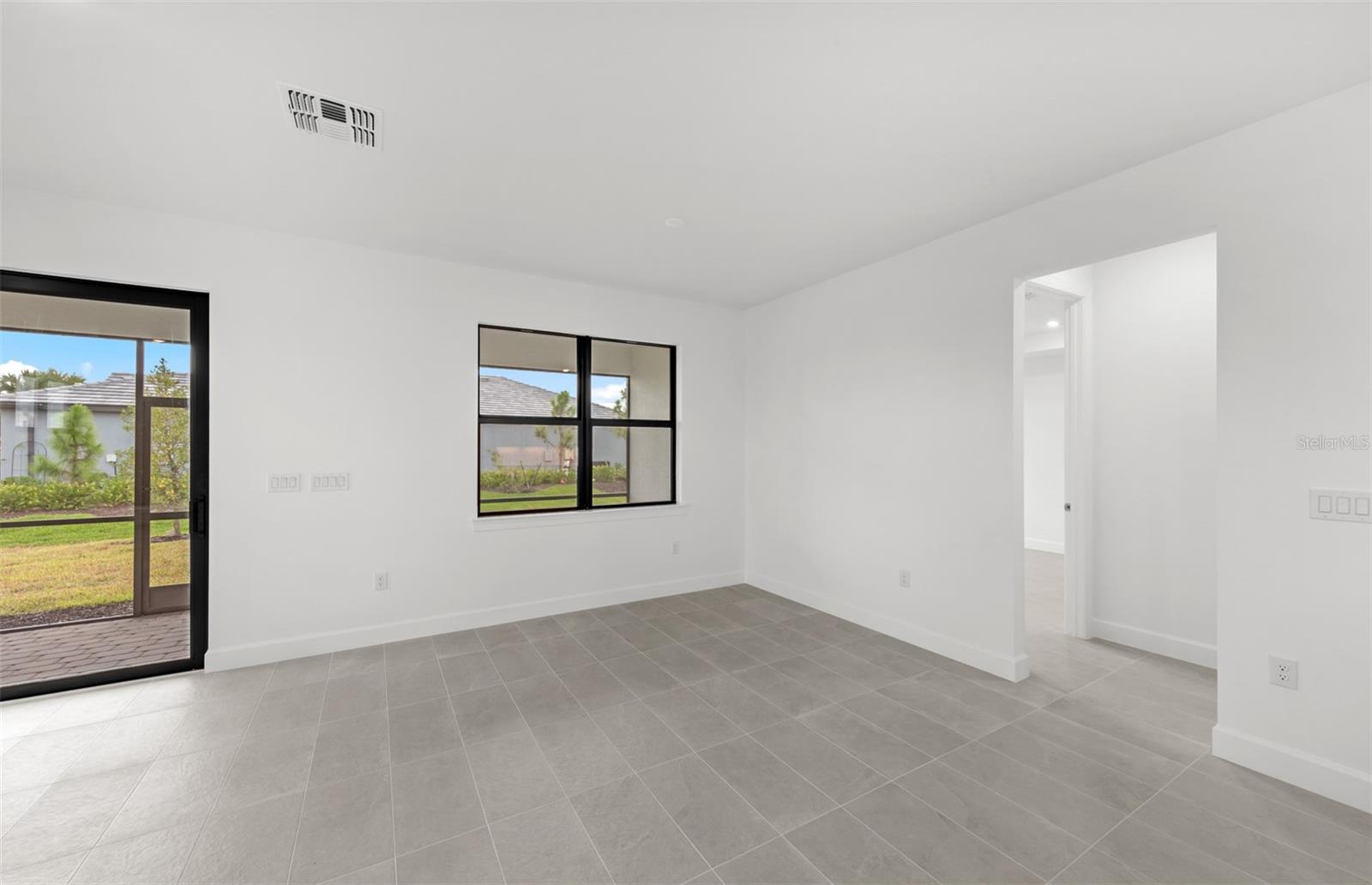 10827 SUN DROP ST — photo 14