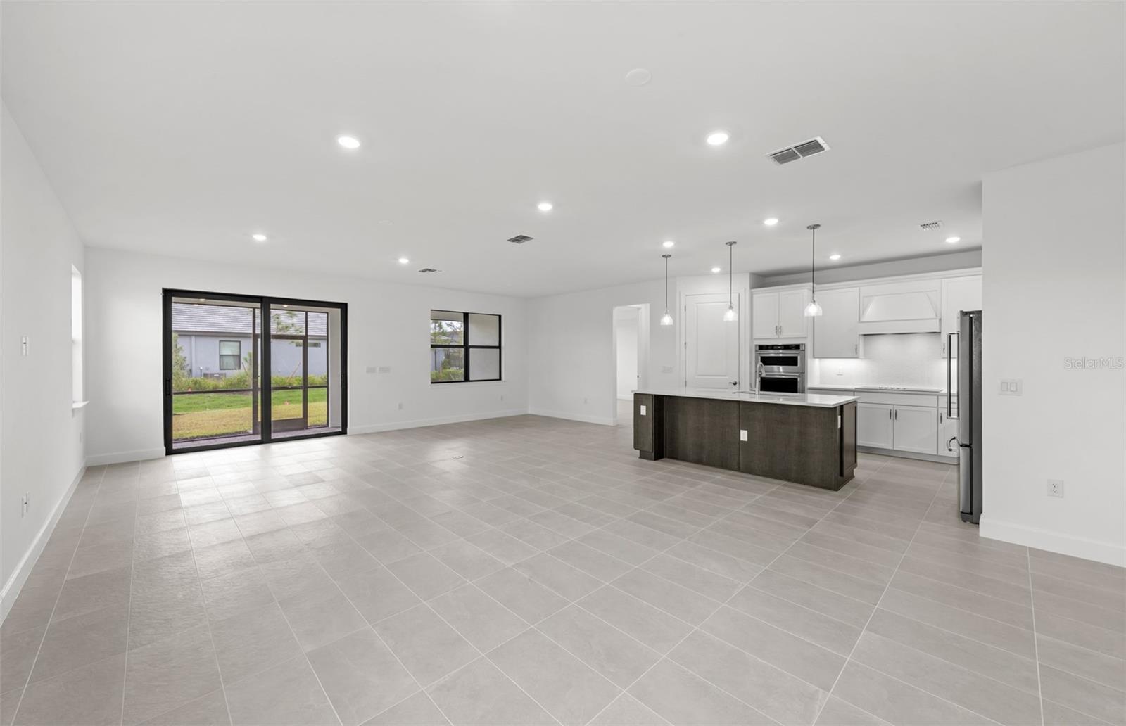 10827 SUN DROP ST — photo 11