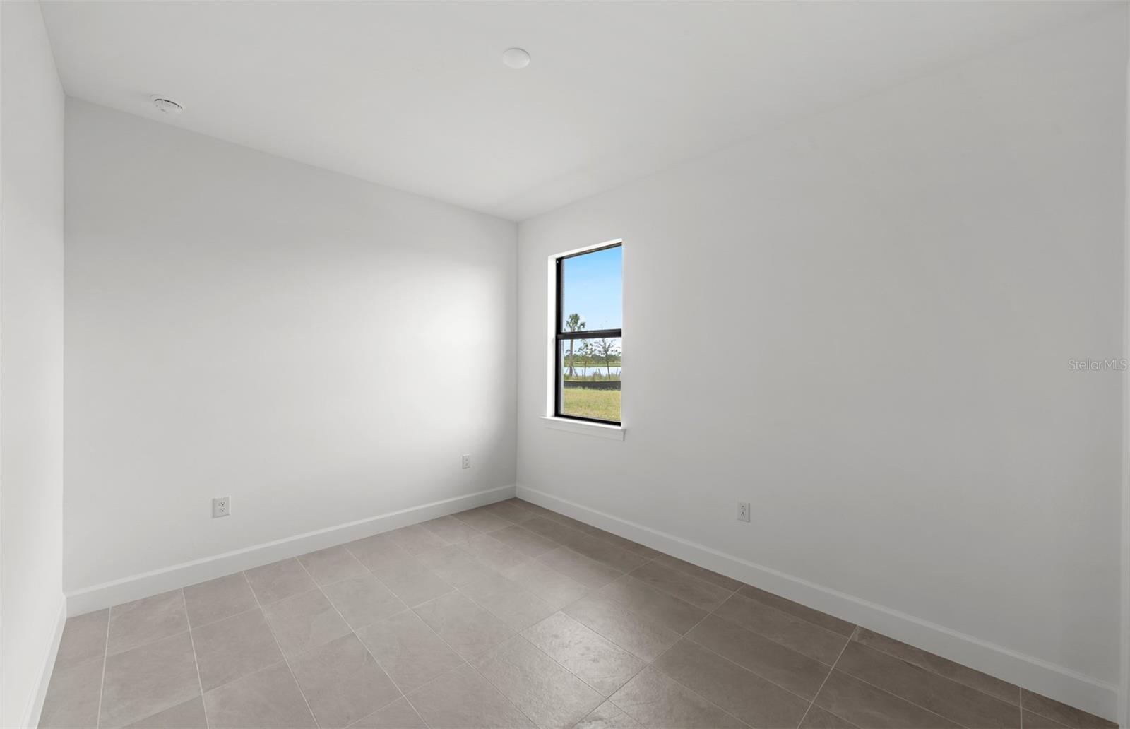 10827 SUN DROP ST — photo 8