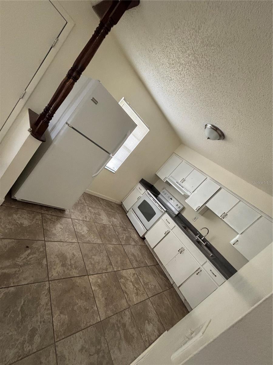 38342-38344 12TH AVE — photo 6