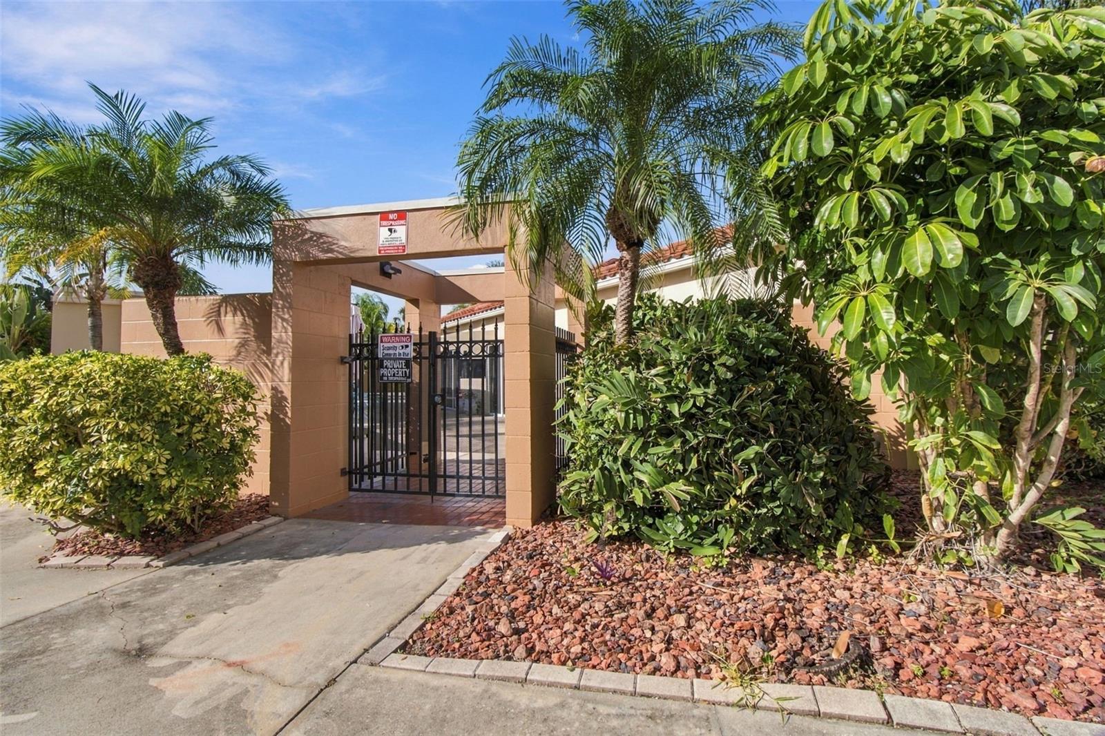 836 PADUA LN — photo 40