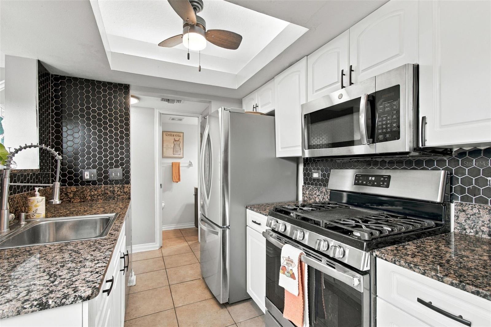 836 PADUA LN — photo 16