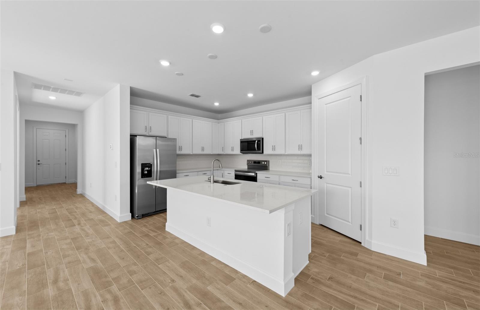 17086 MOONFLOWER DR — photo 10