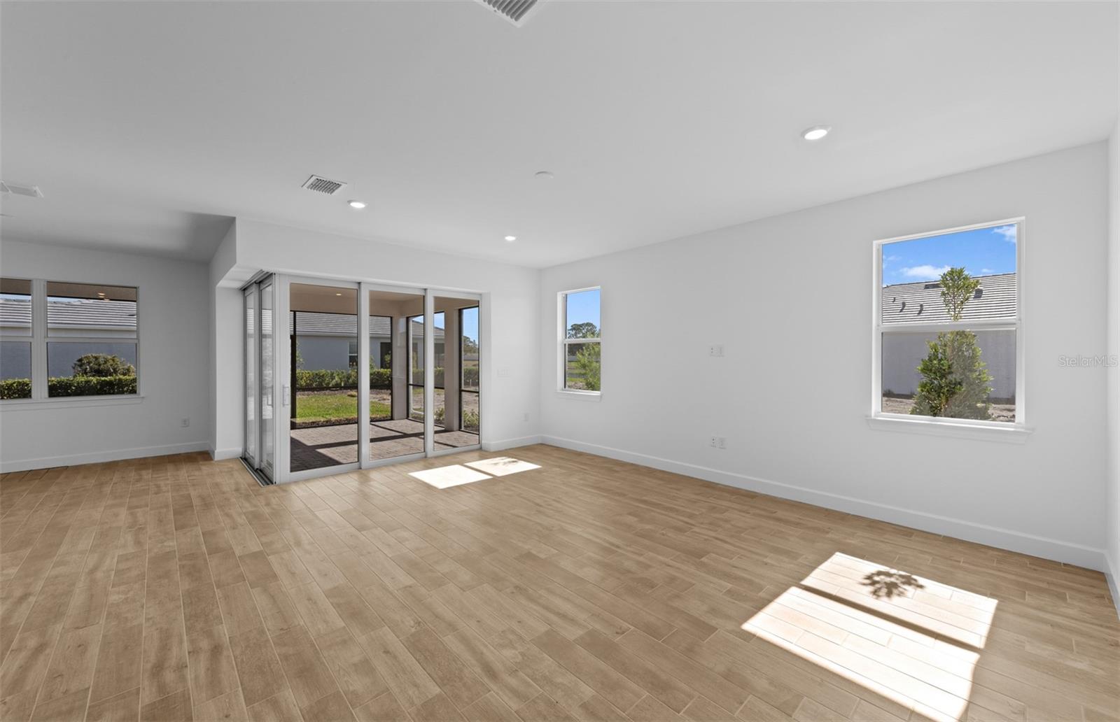 17086 MOONFLOWER DR — photo 6