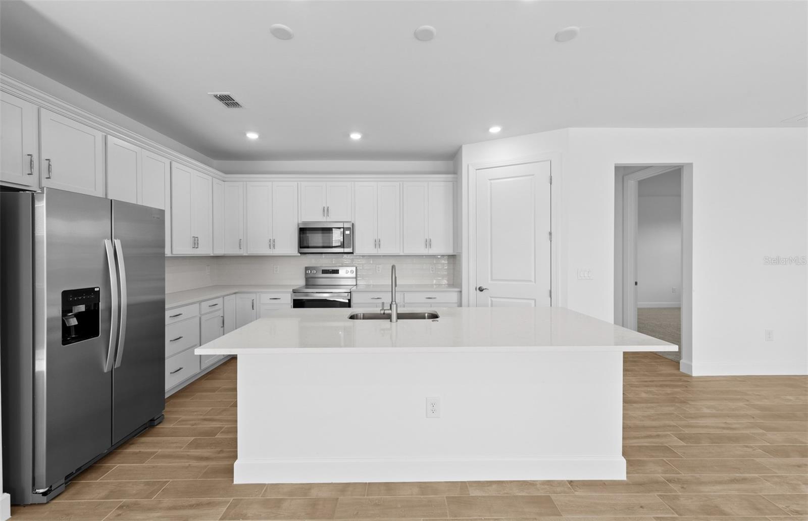 17086 MOONFLOWER DR — photo 11