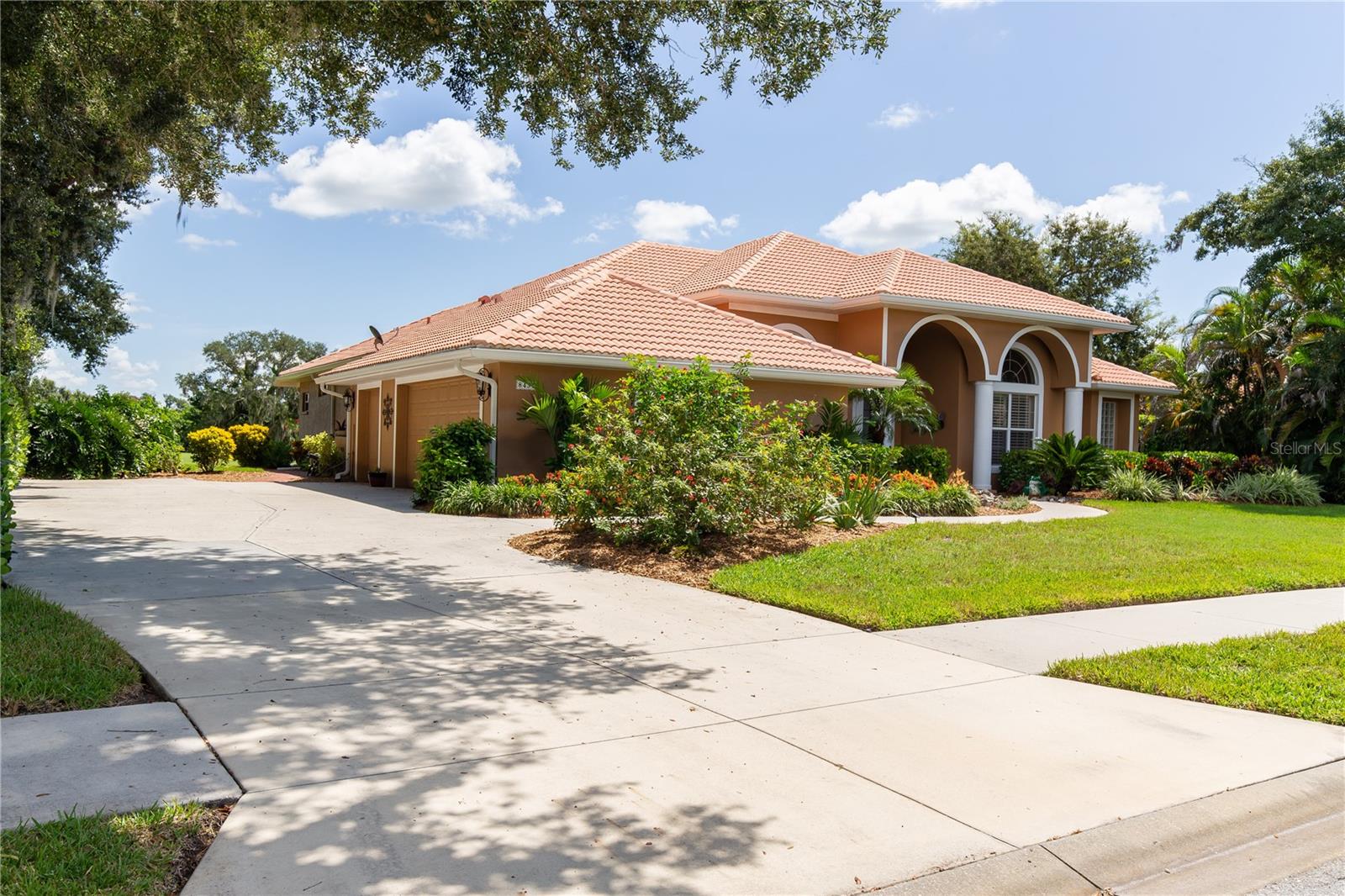 8437 EAGLE PRESERVE WAY — photo 56