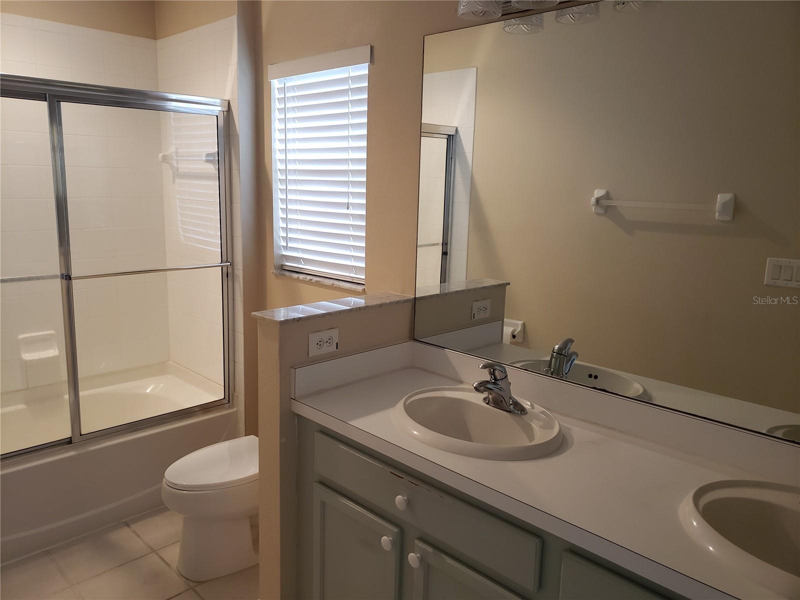 31316 TRIBOROUGH DR — photo 11