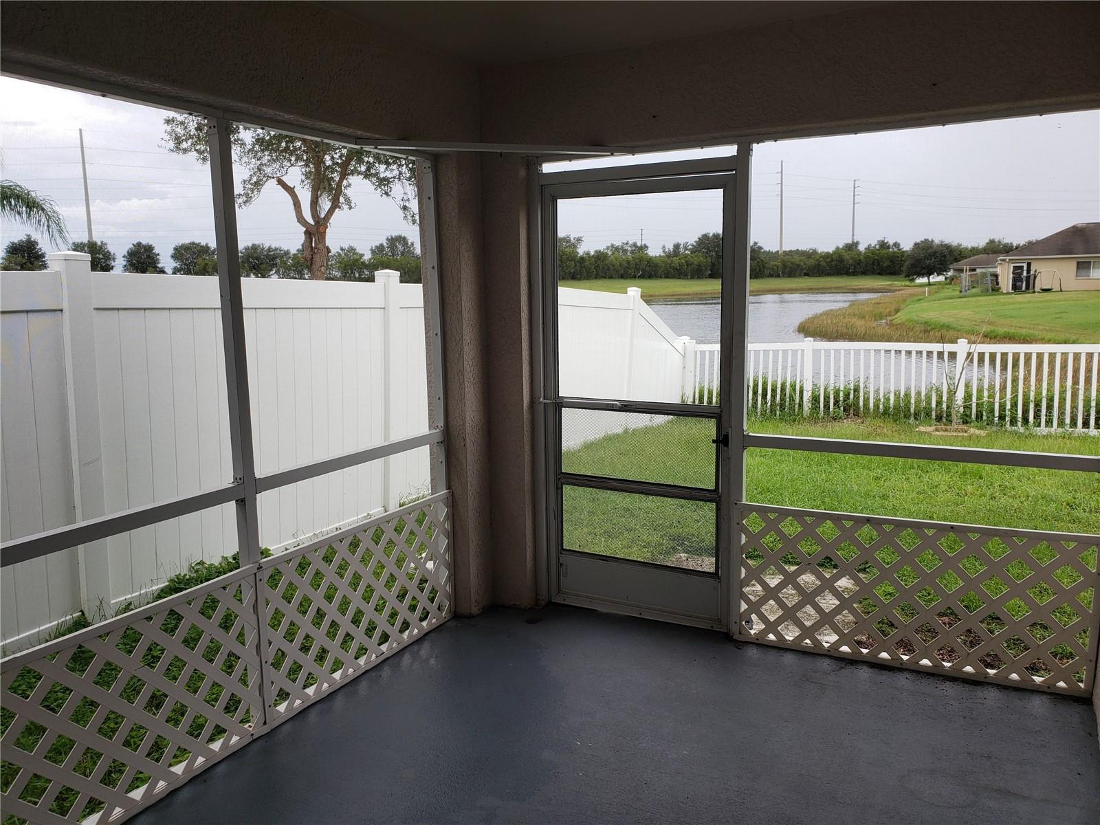 31316 TRIBOROUGH DR — photo 12