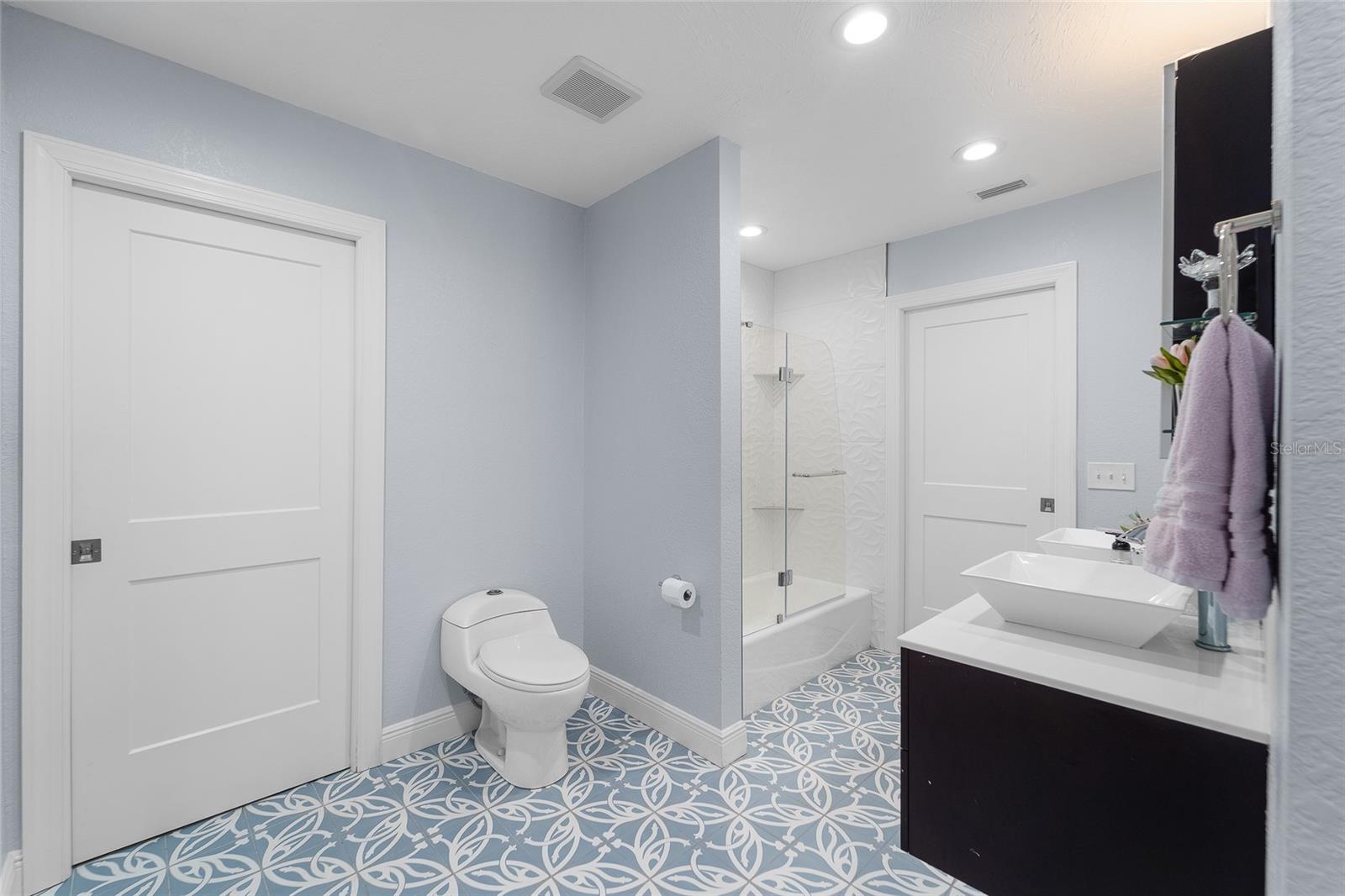 771 INDIAN BEACH CIR — photo 29