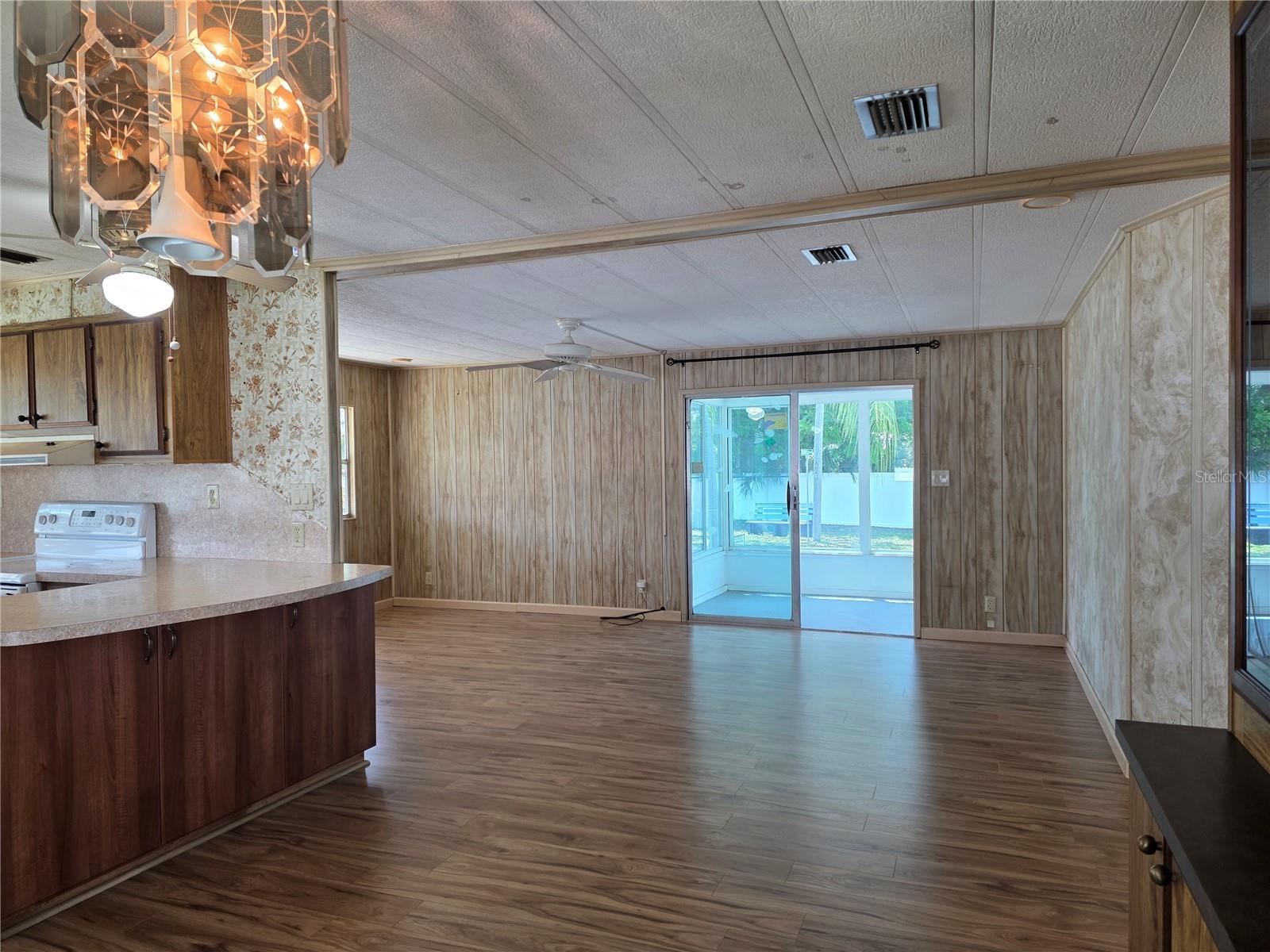 1800 ENGLEWOOD RD #146 — photo 13