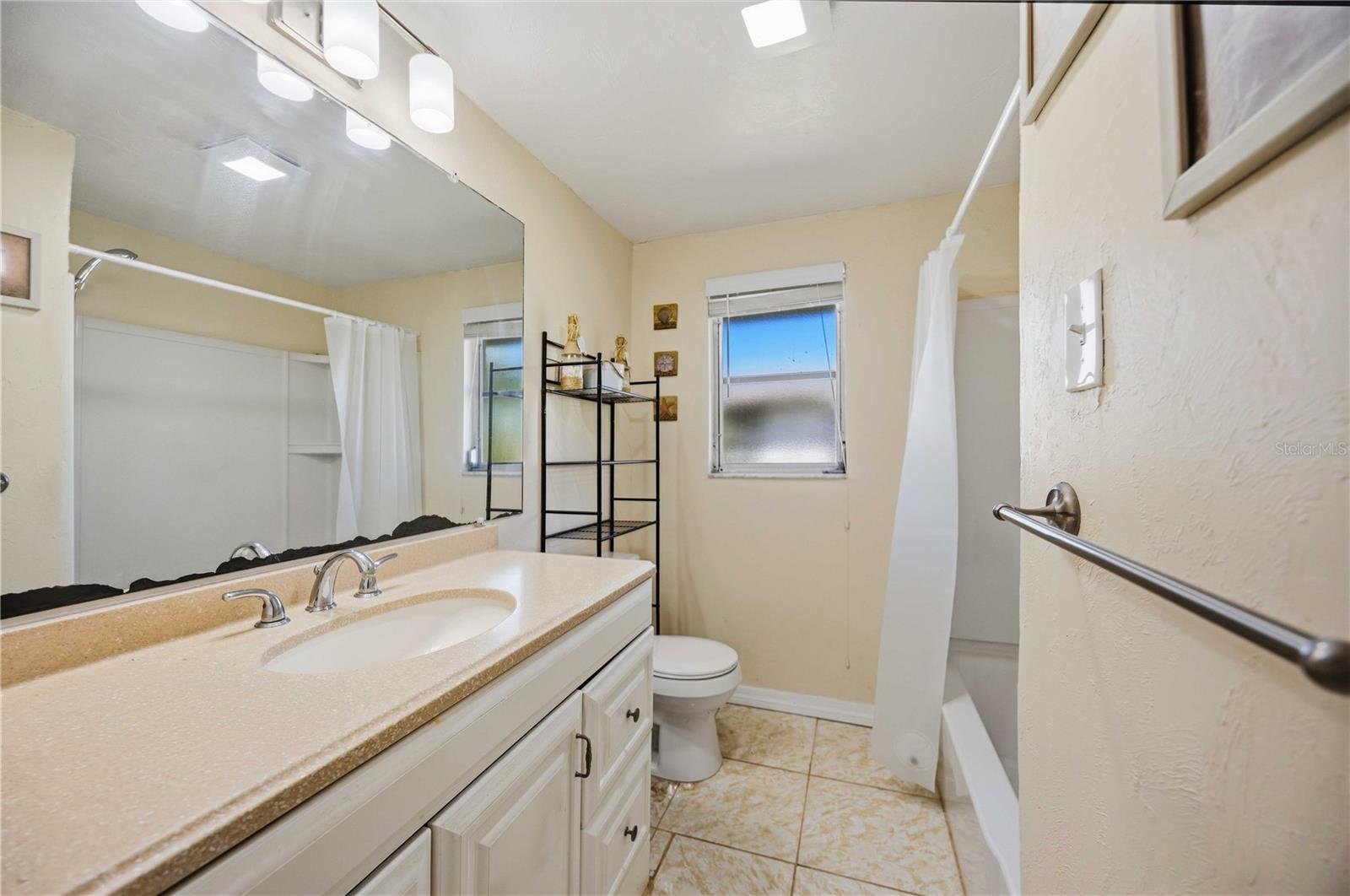 20 W COWLES ST — photo 30