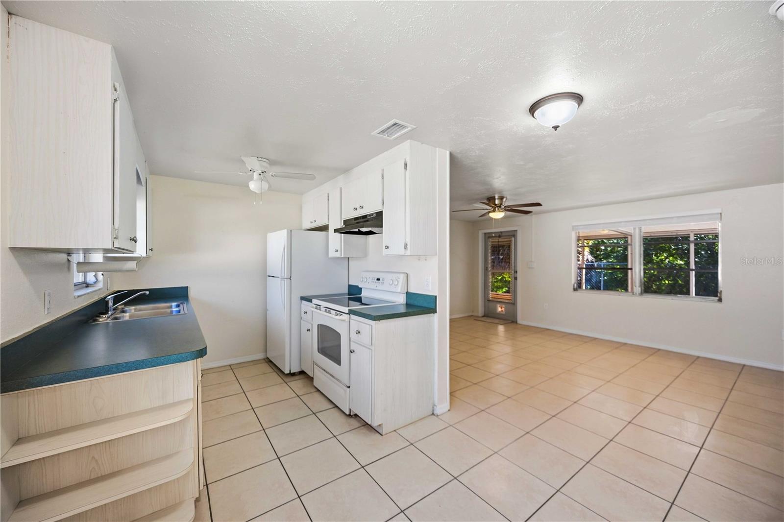 20 W COWLES ST — photo 23
