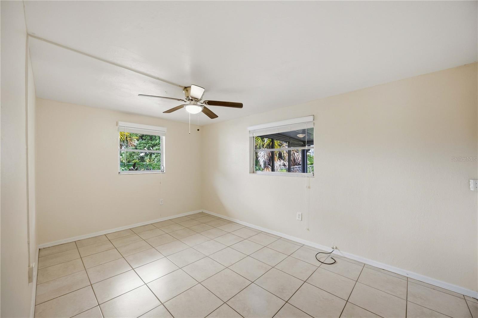 20 W COWLES ST — photo 32