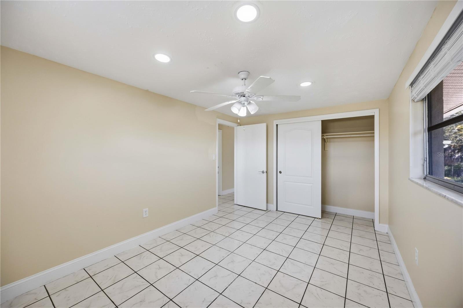 20 W COWLES ST — photo 14