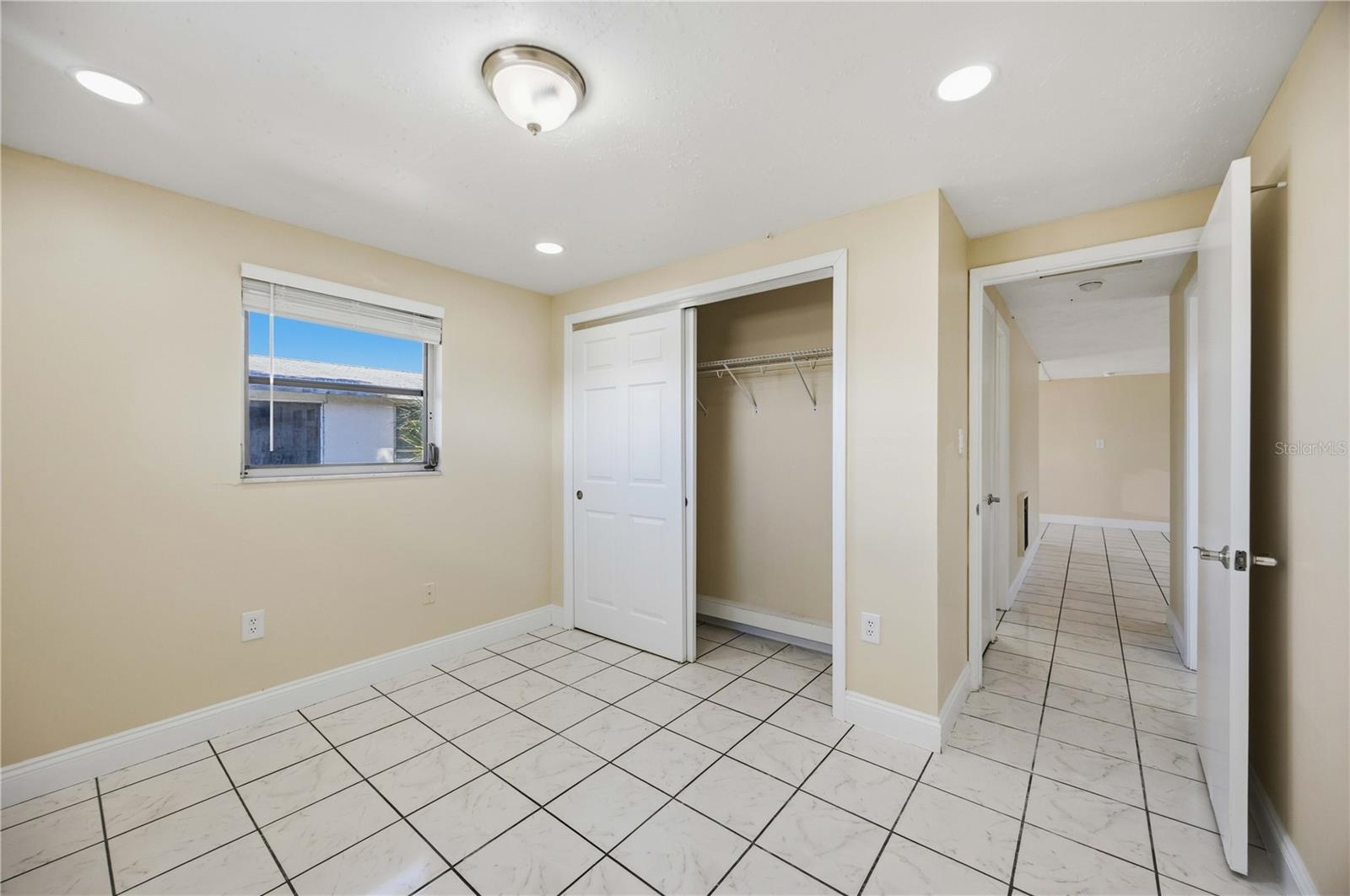20 W COWLES ST — photo 17