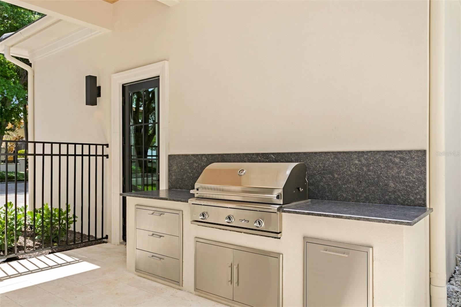 3907 BAYSHORE BLVD — photo 93