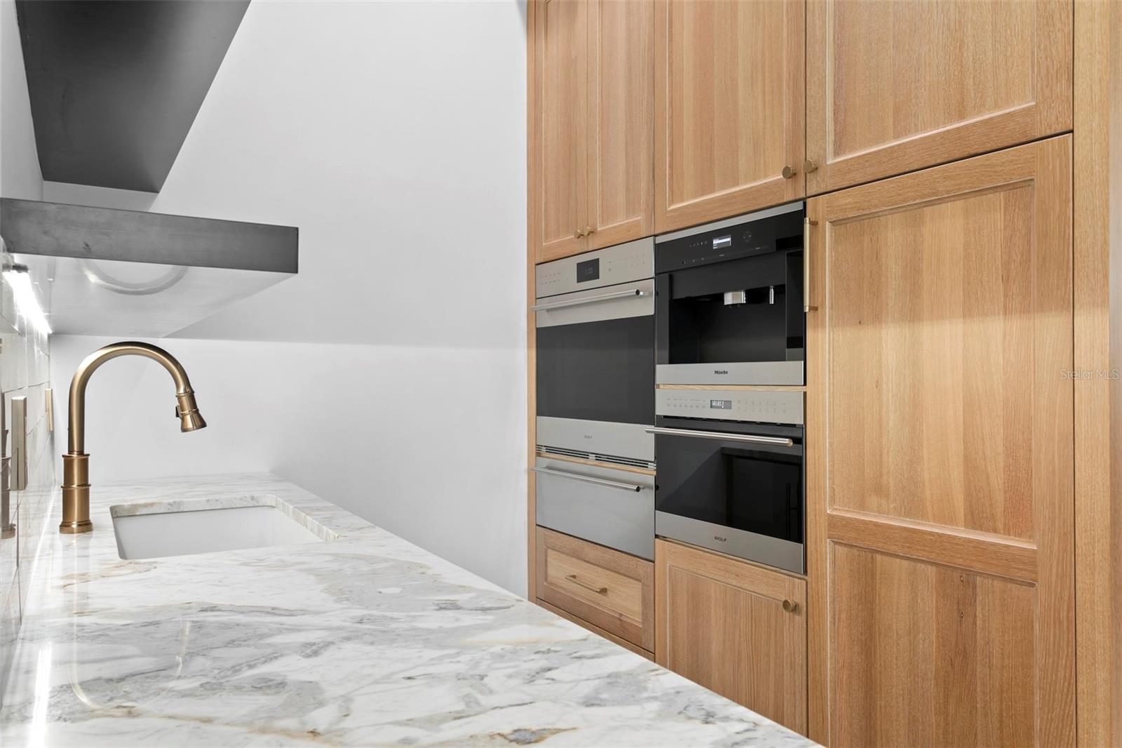 3907 BAYSHORE BLVD — photo 35