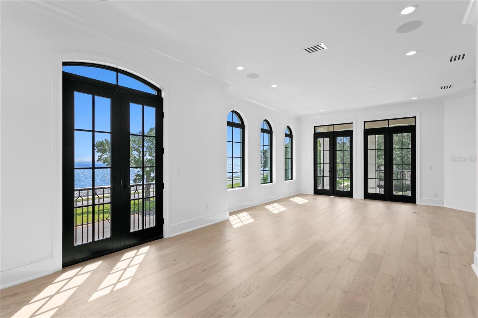 3907 BAYSHORE BLVD — photo 57