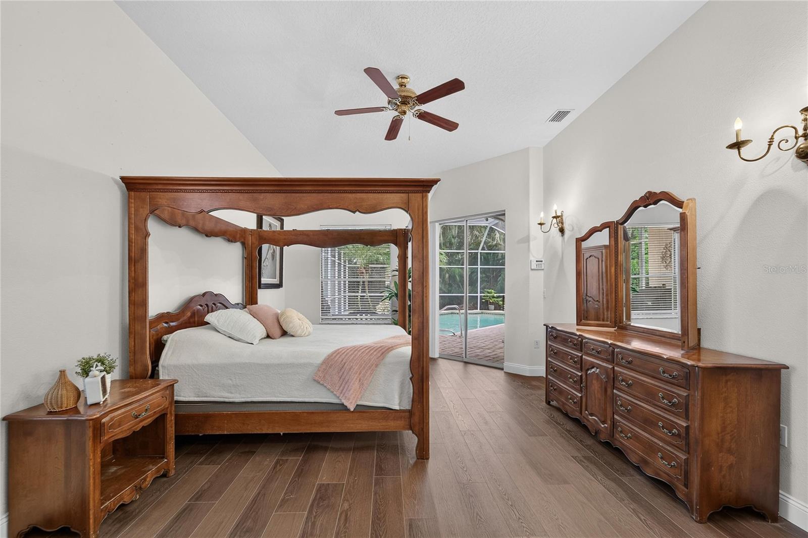 8929 GARNER CT — photo 15