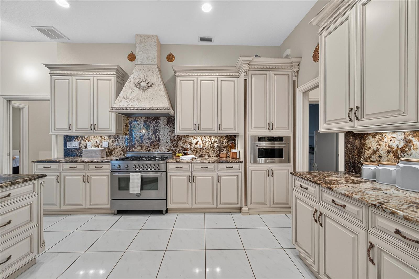 8929 GARNER CT — photo 28