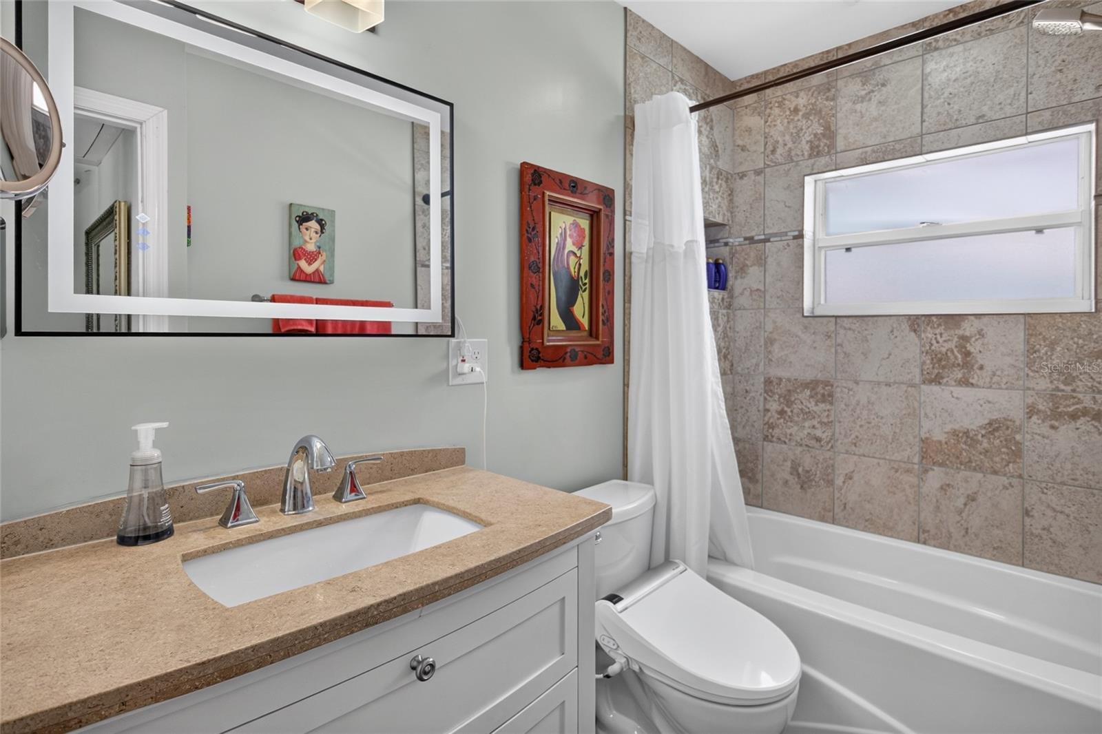 1420 GRAY ST S — photo 23