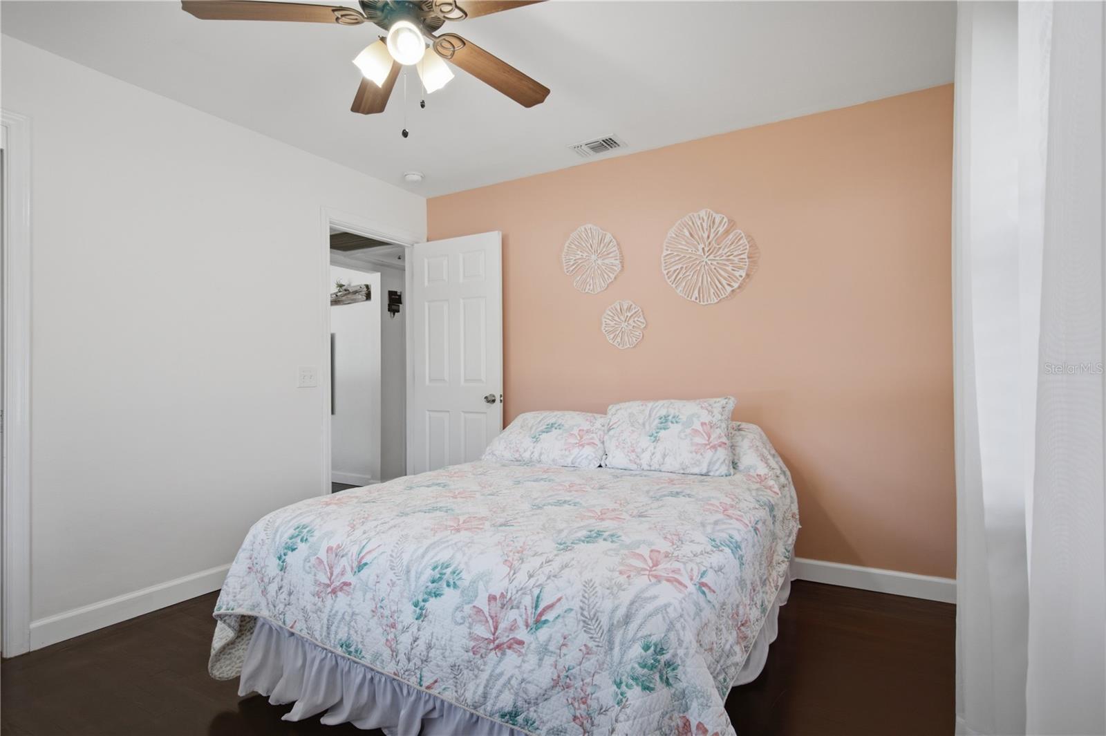 1420 GRAY ST S — photo 28