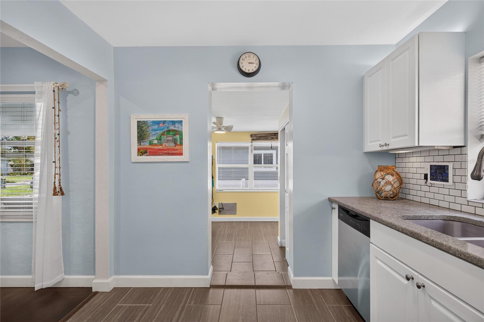 1420 GRAY ST S — photo 13