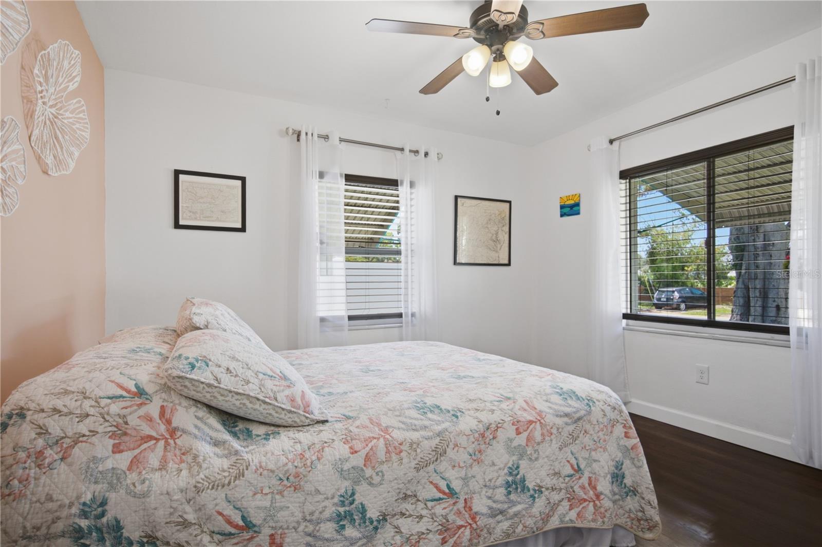 1420 GRAY ST S — photo 26