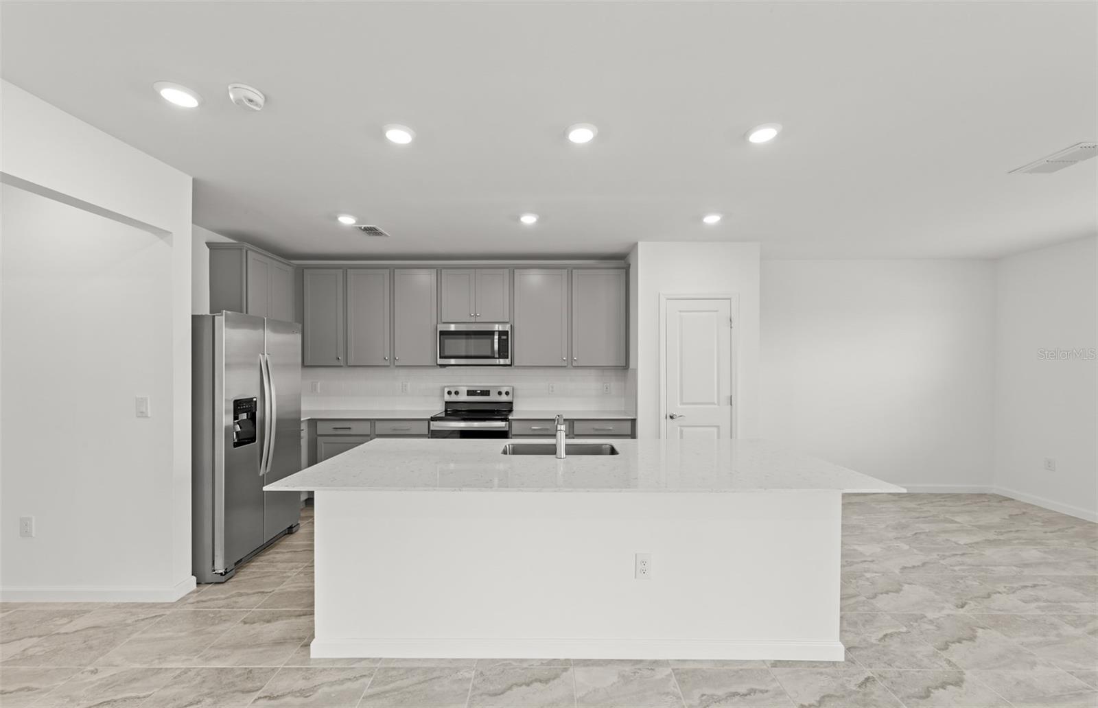10811 SUN DROP DR — photo 9