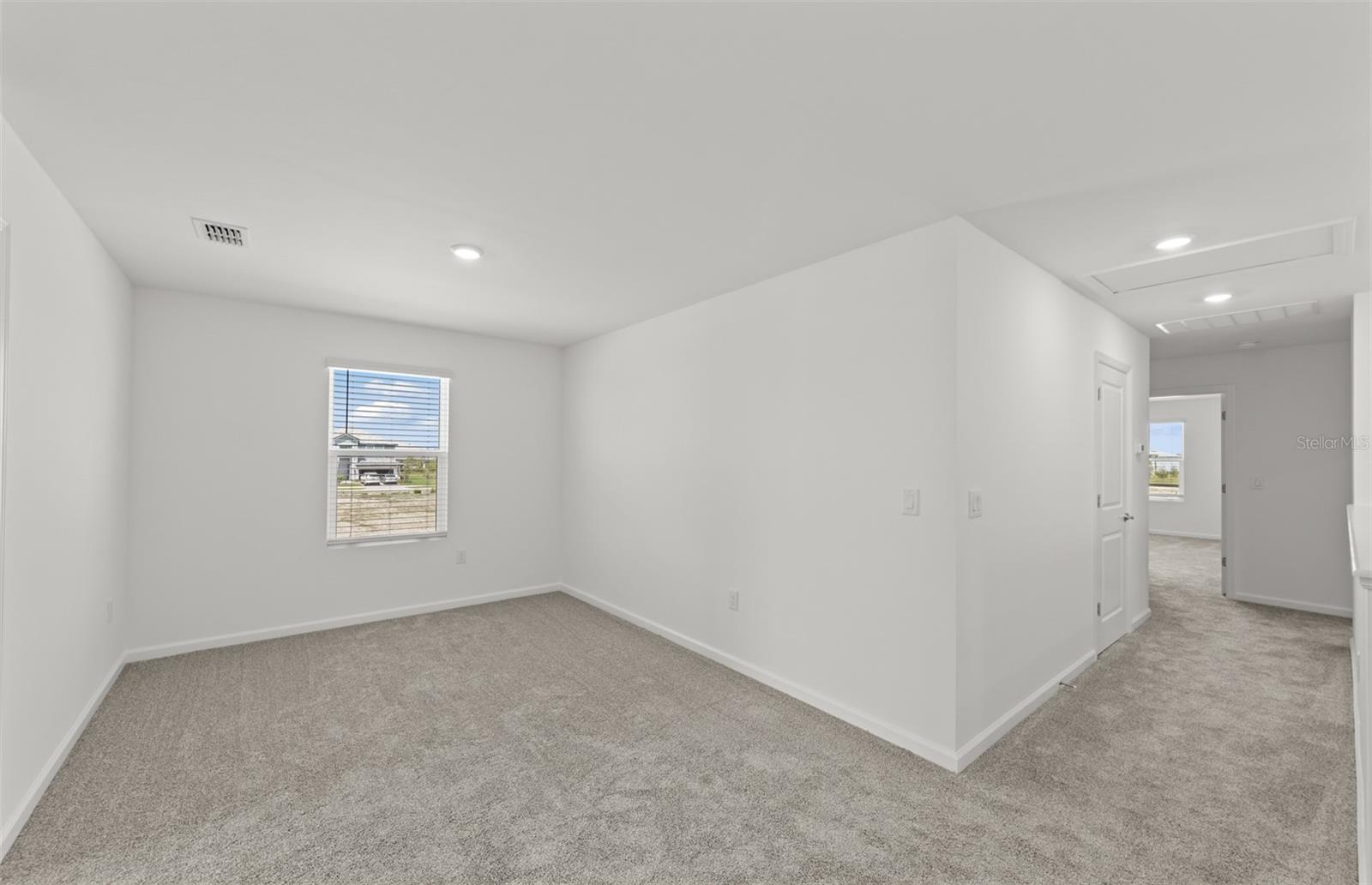 10811 SUN DROP DR — photo 32