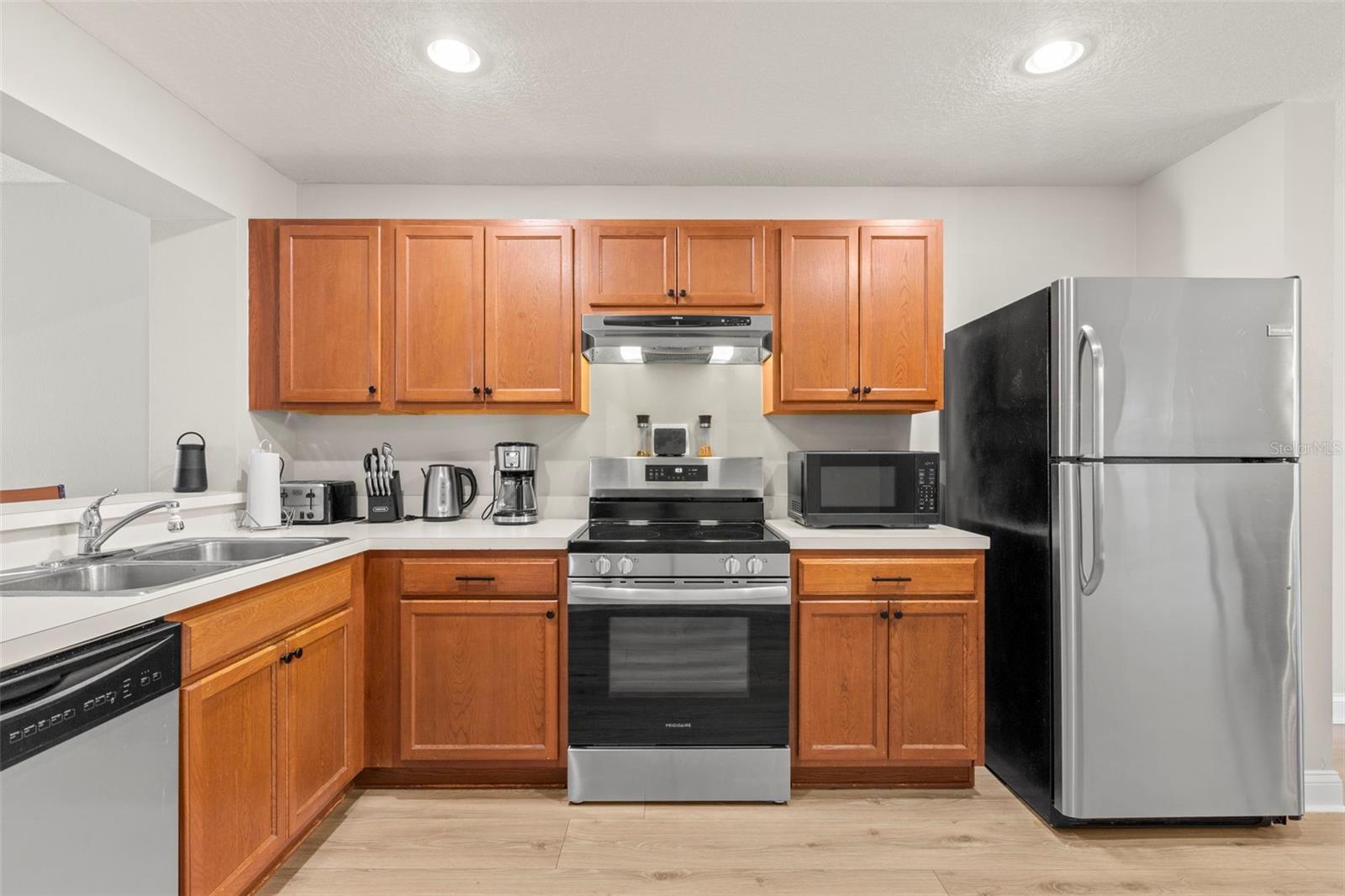 2523 SANDY BEACH LN — photo 12