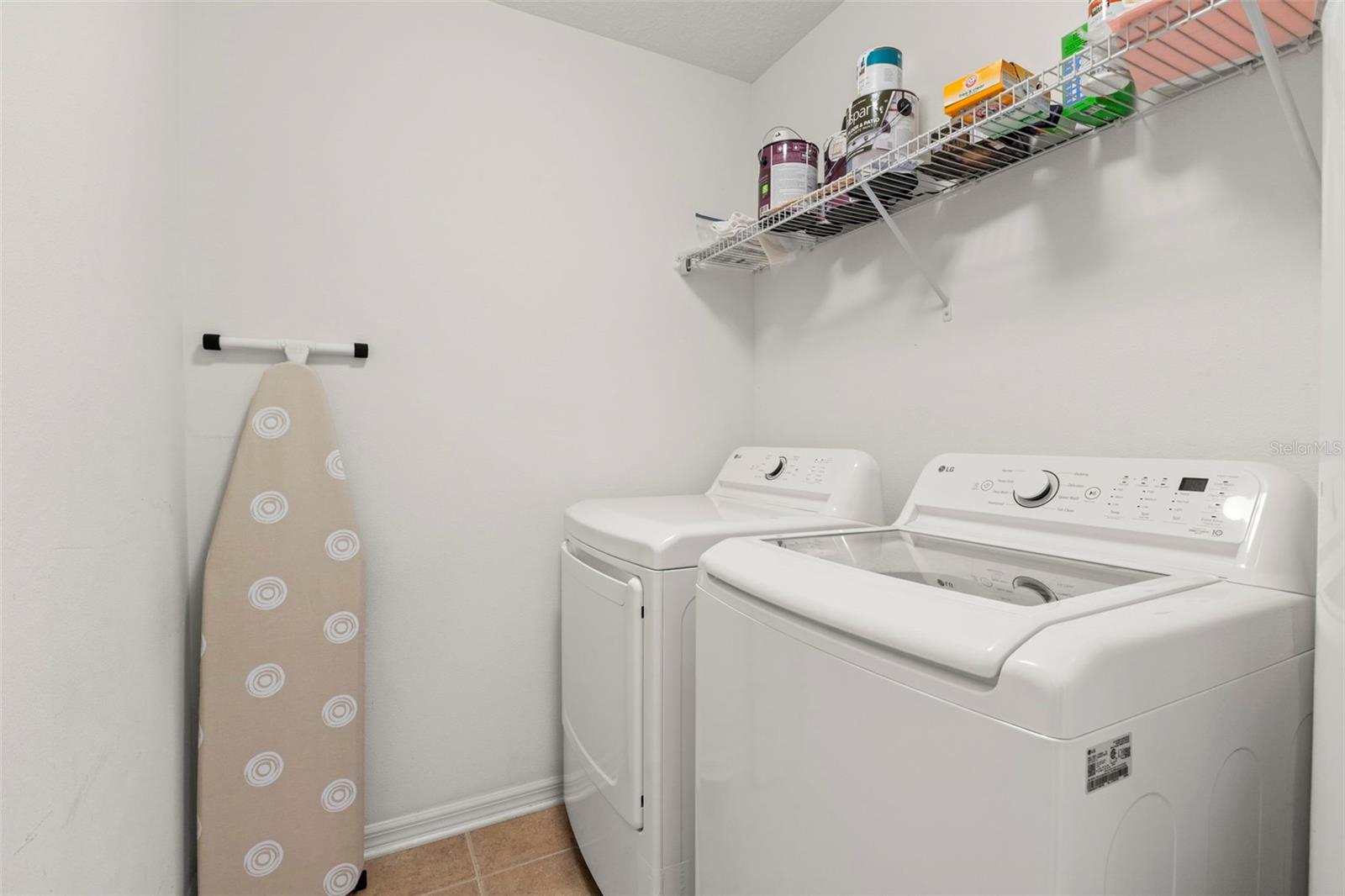 2523 SANDY BEACH LN — photo 27