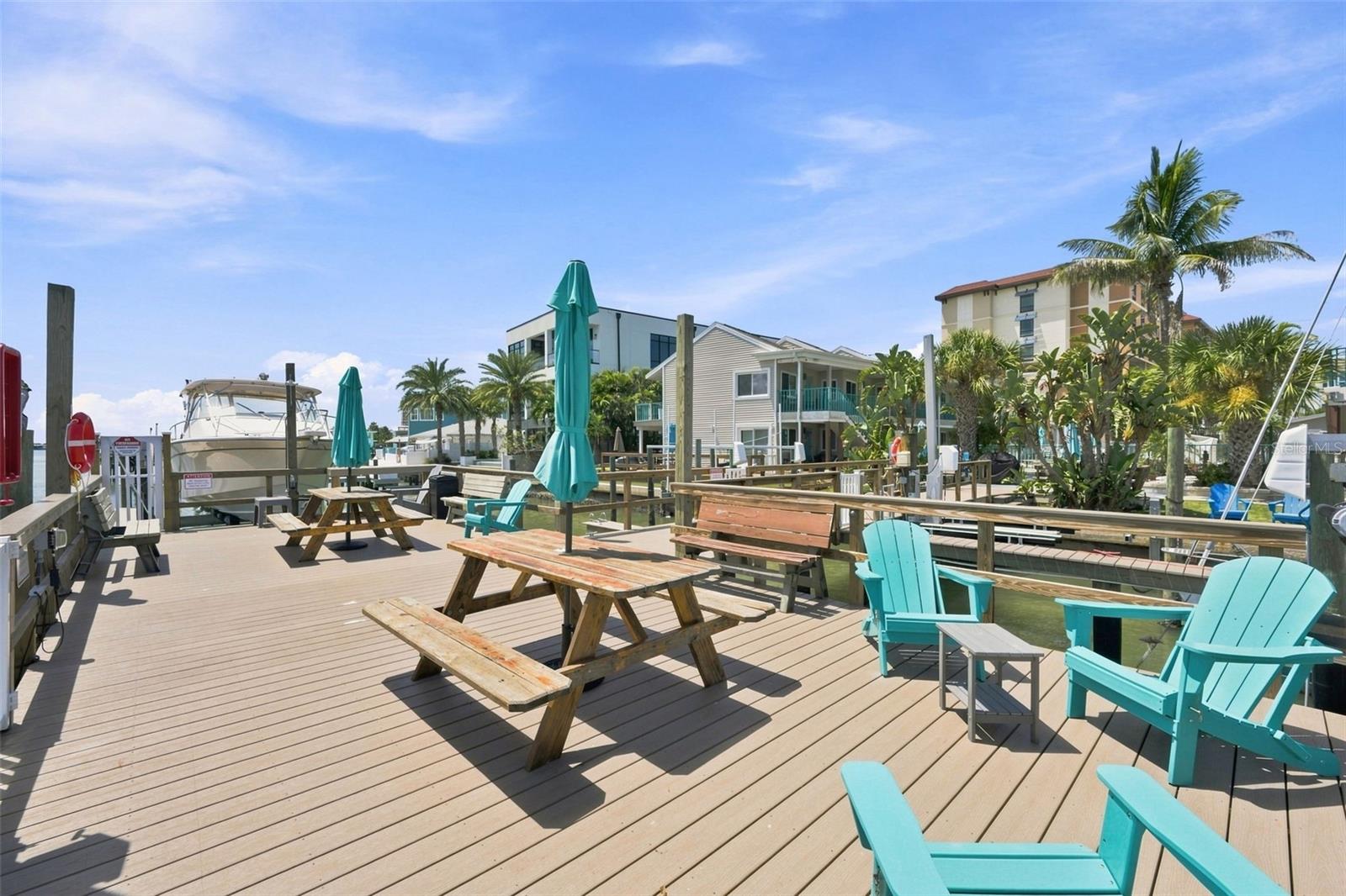 673 BAY ESPLANADE #109 — photo 27