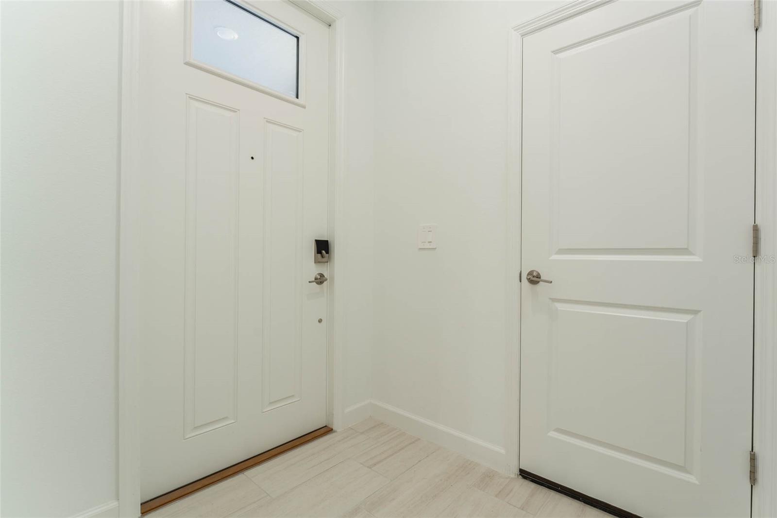 12592 LILY QUARTZ LOOP — photo 15