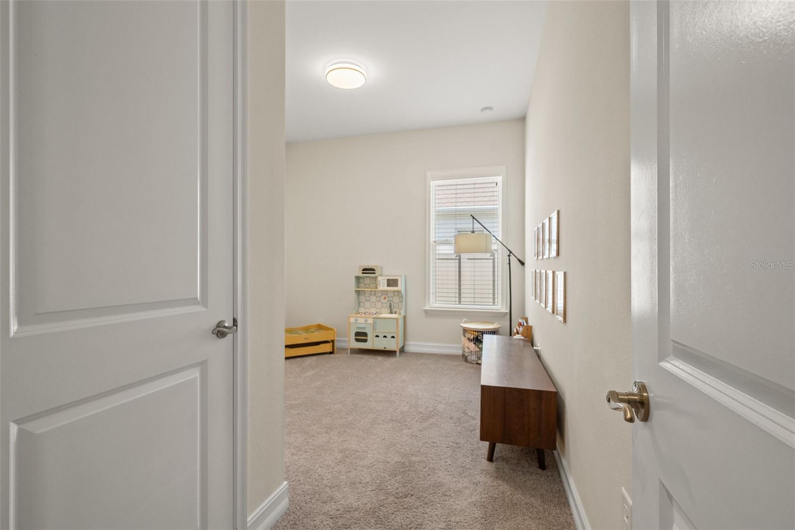 1723 WHITEWILLOW DR — photo 23