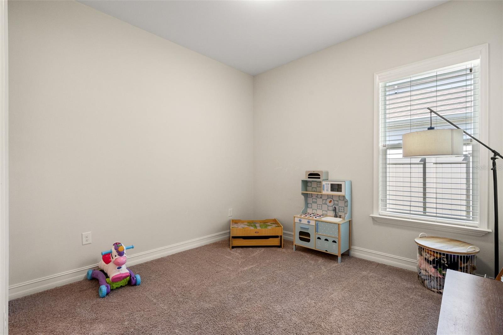 1723 WHITEWILLOW DR — photo 24