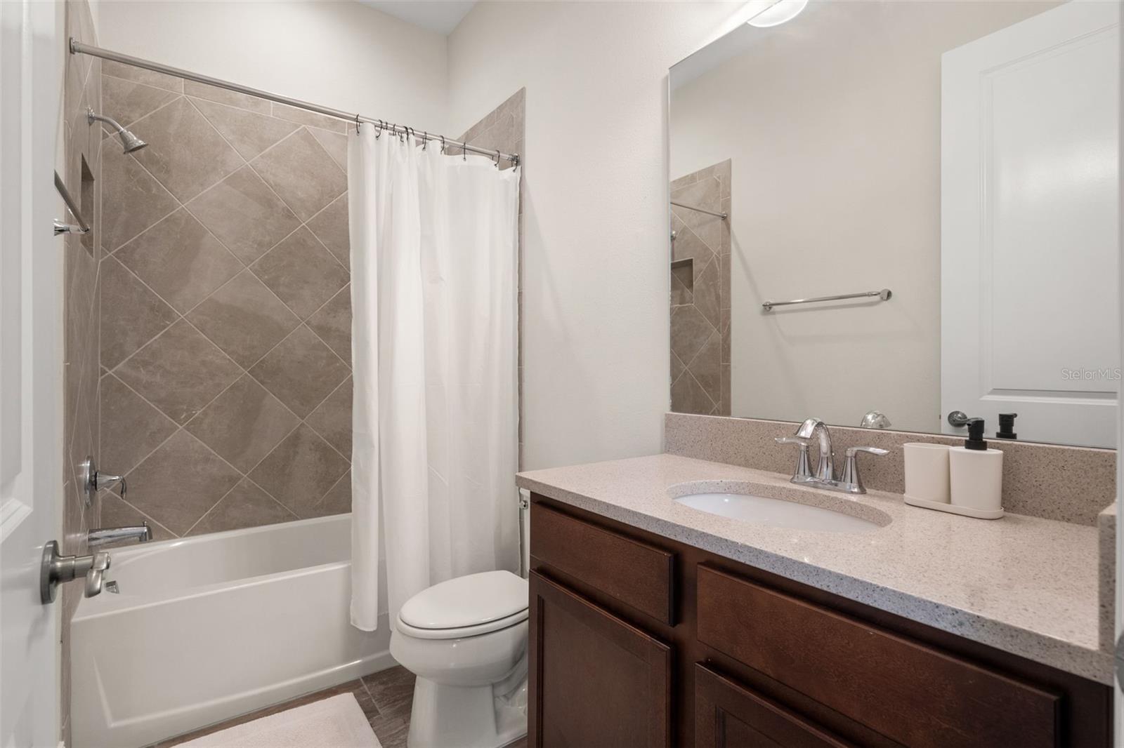 1723 WHITEWILLOW DR — photo 26
