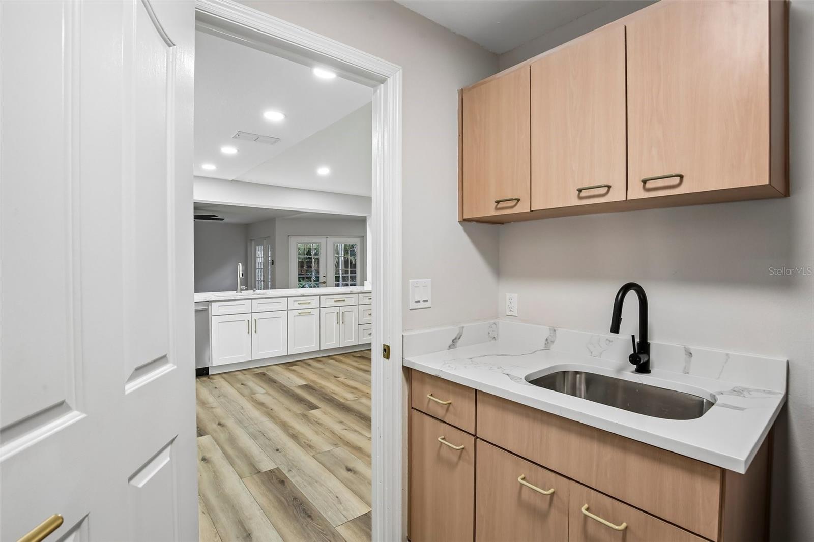3093 CREST DR — photo 45
