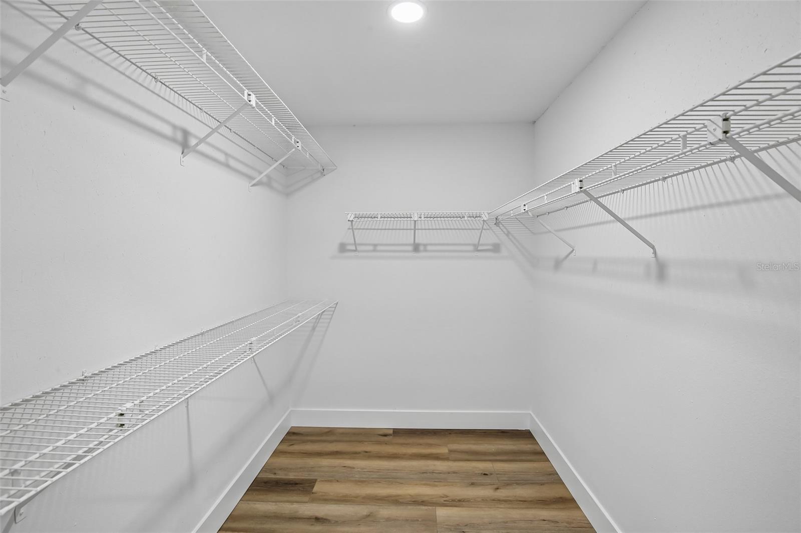 3093 CREST DR — photo 22