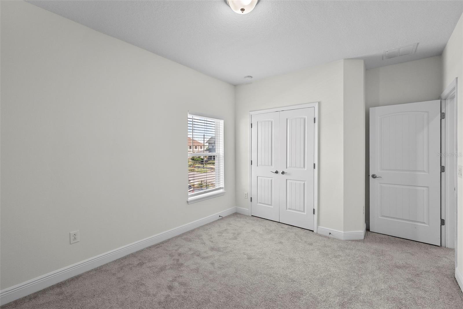 207 S MOODY AVE #A — photo 37