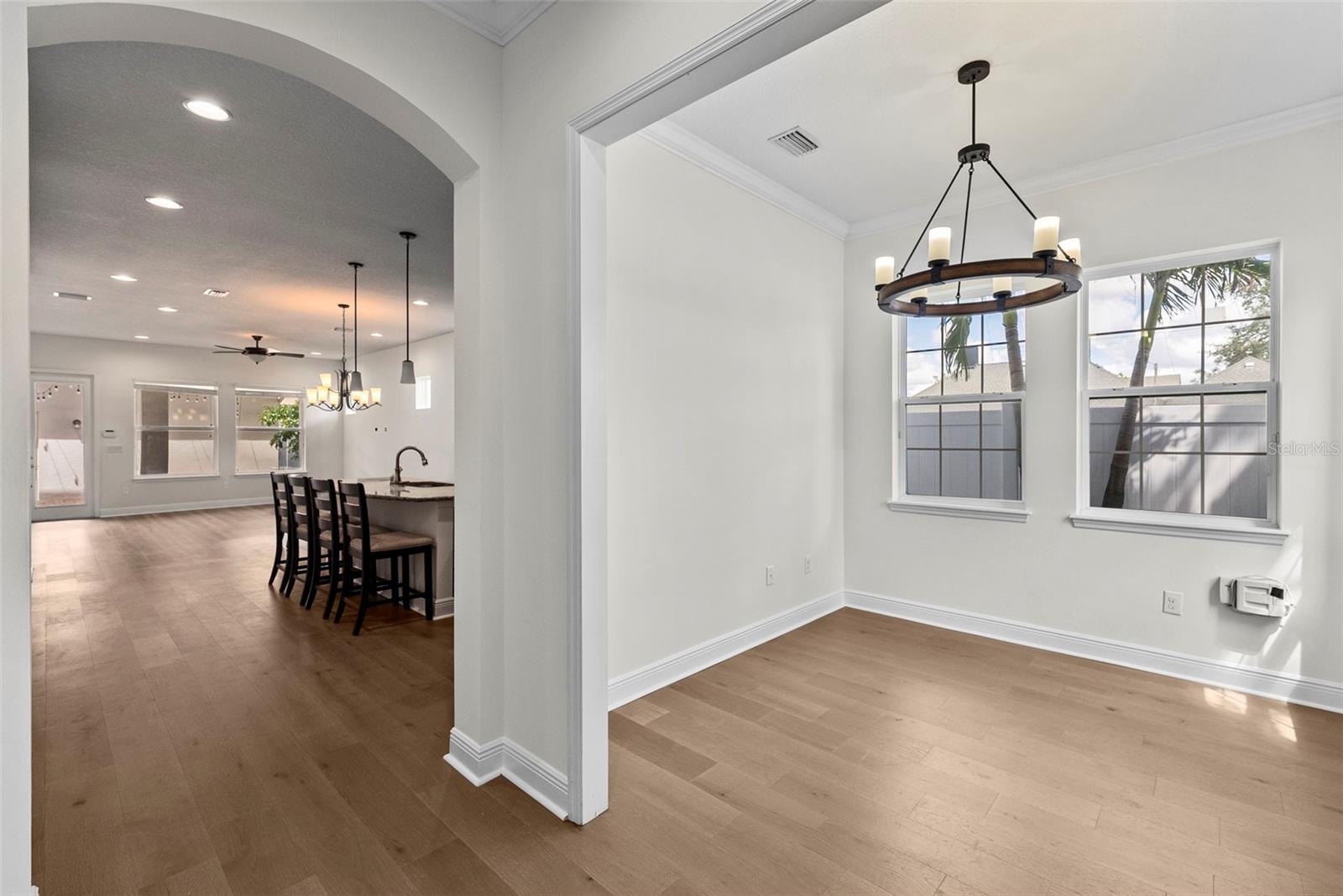 207 S MOODY AVE #A — photo 4