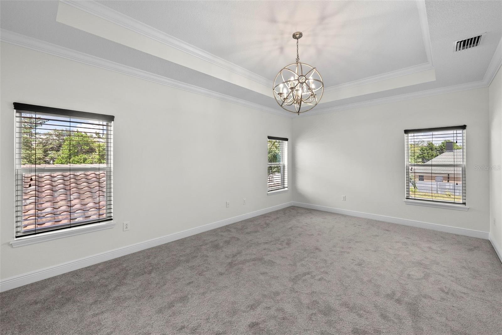 207 S MOODY AVE #A — photo 23