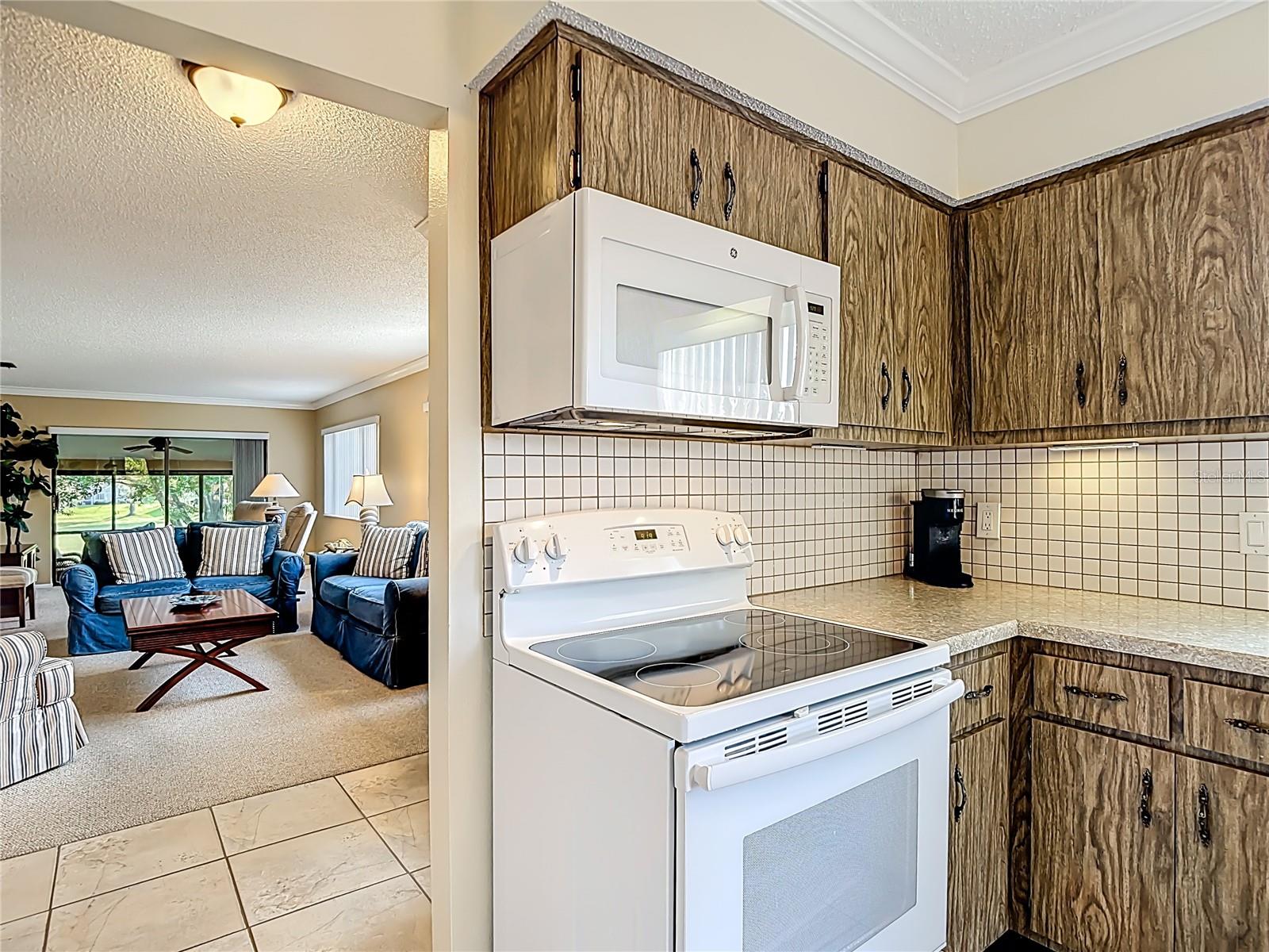 12820 WEDGEWOOD WAY #D — photo 46