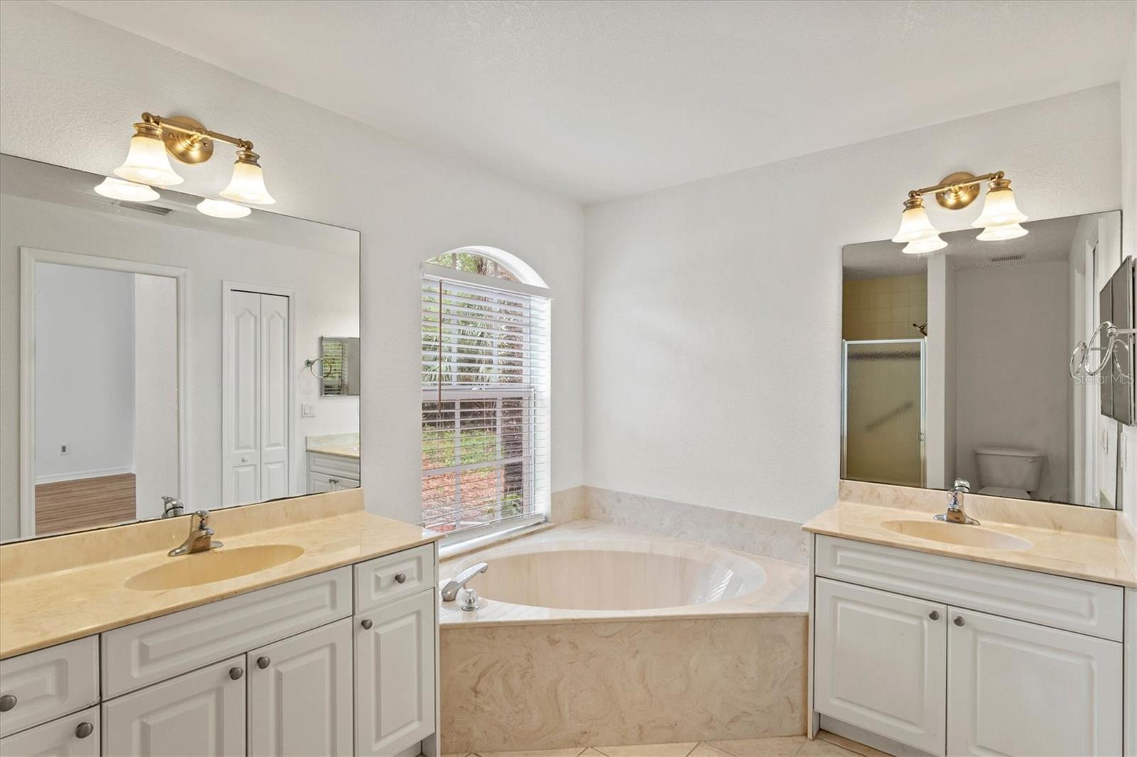 5047 ADINA CIR — photo 22