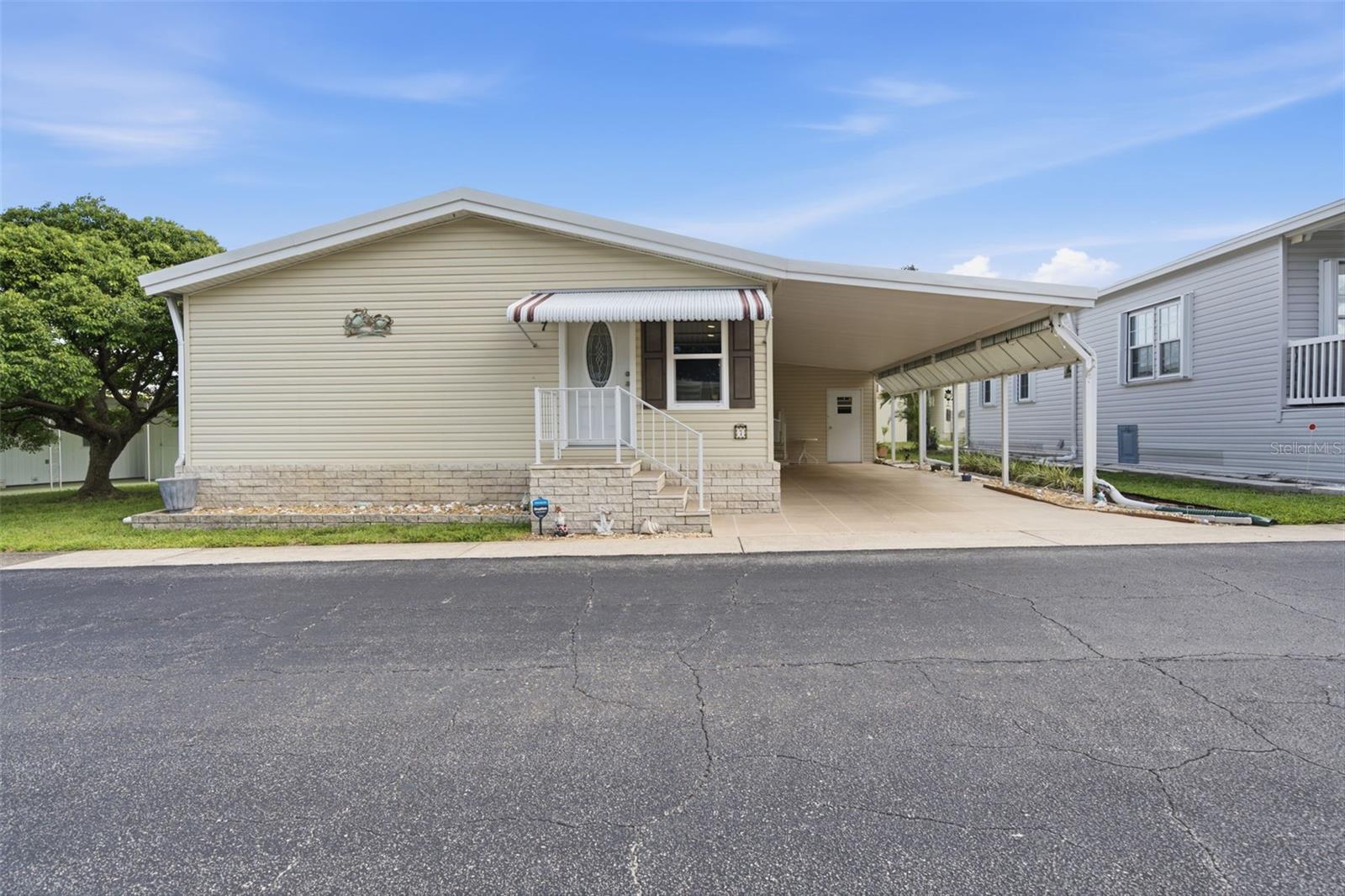 7 FRANGIPANI CIR — photo 3