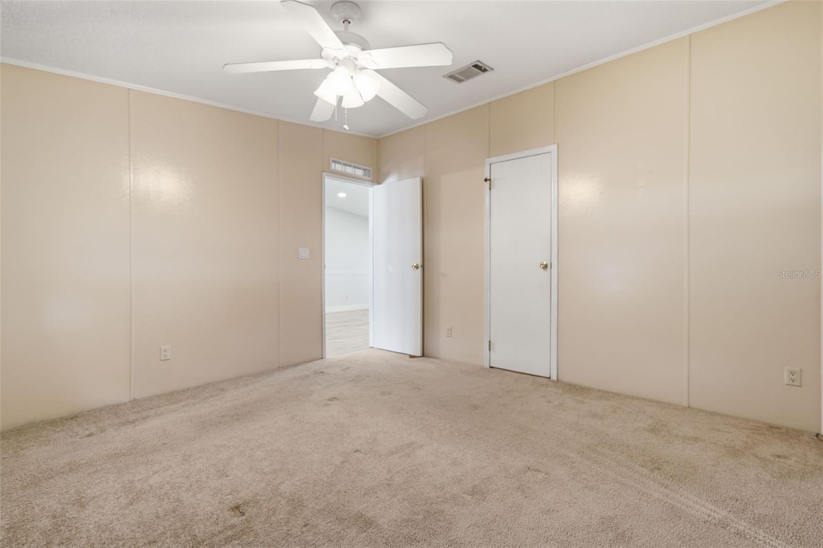7 FRANGIPANI CIR — photo 19